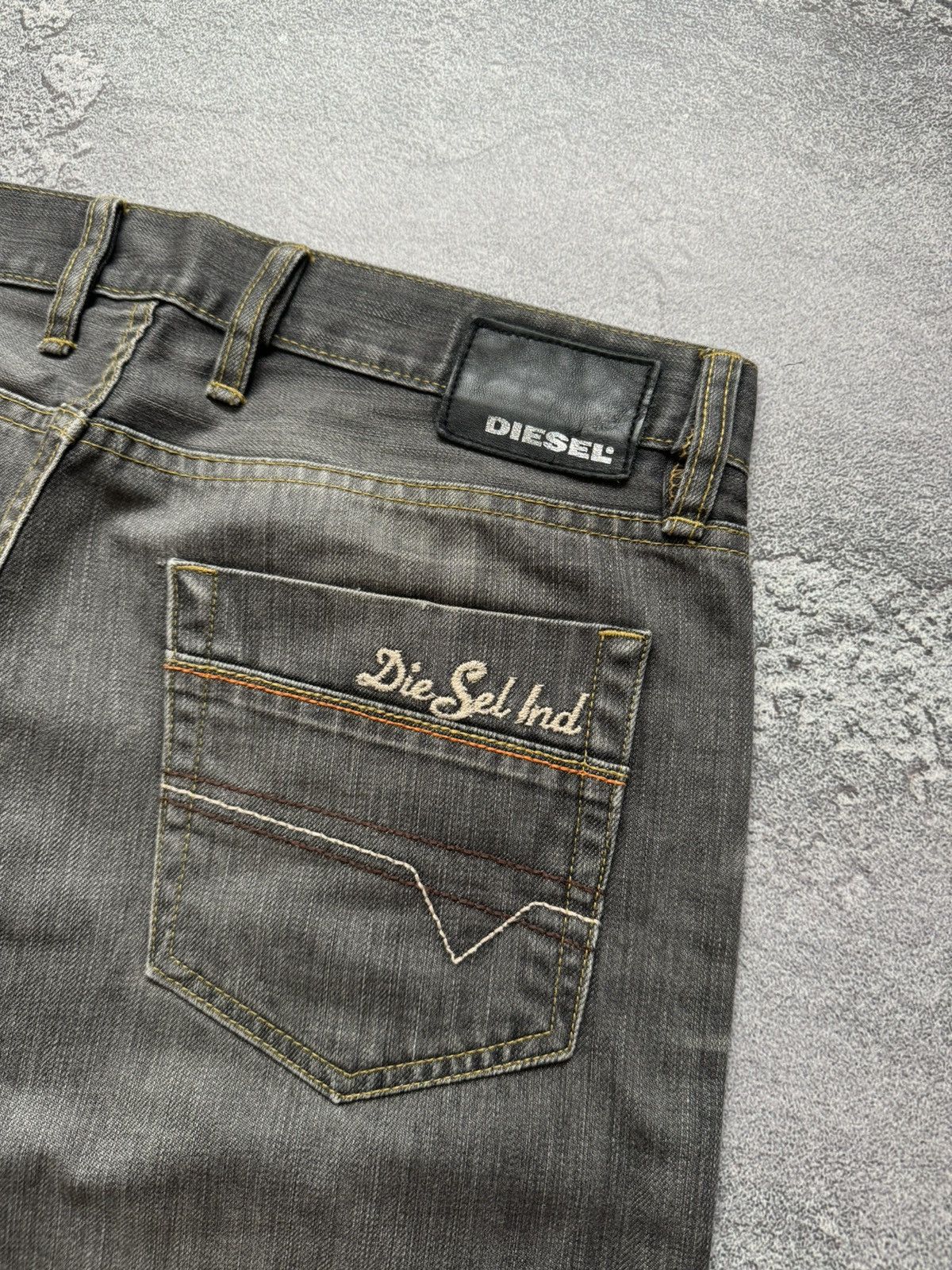 Diesel × Diesel Black Gold Diesel 34/34 relaxed denim pant trouser Jean chino distresse Size US 34 / EU 50 - 6 Thumbnail