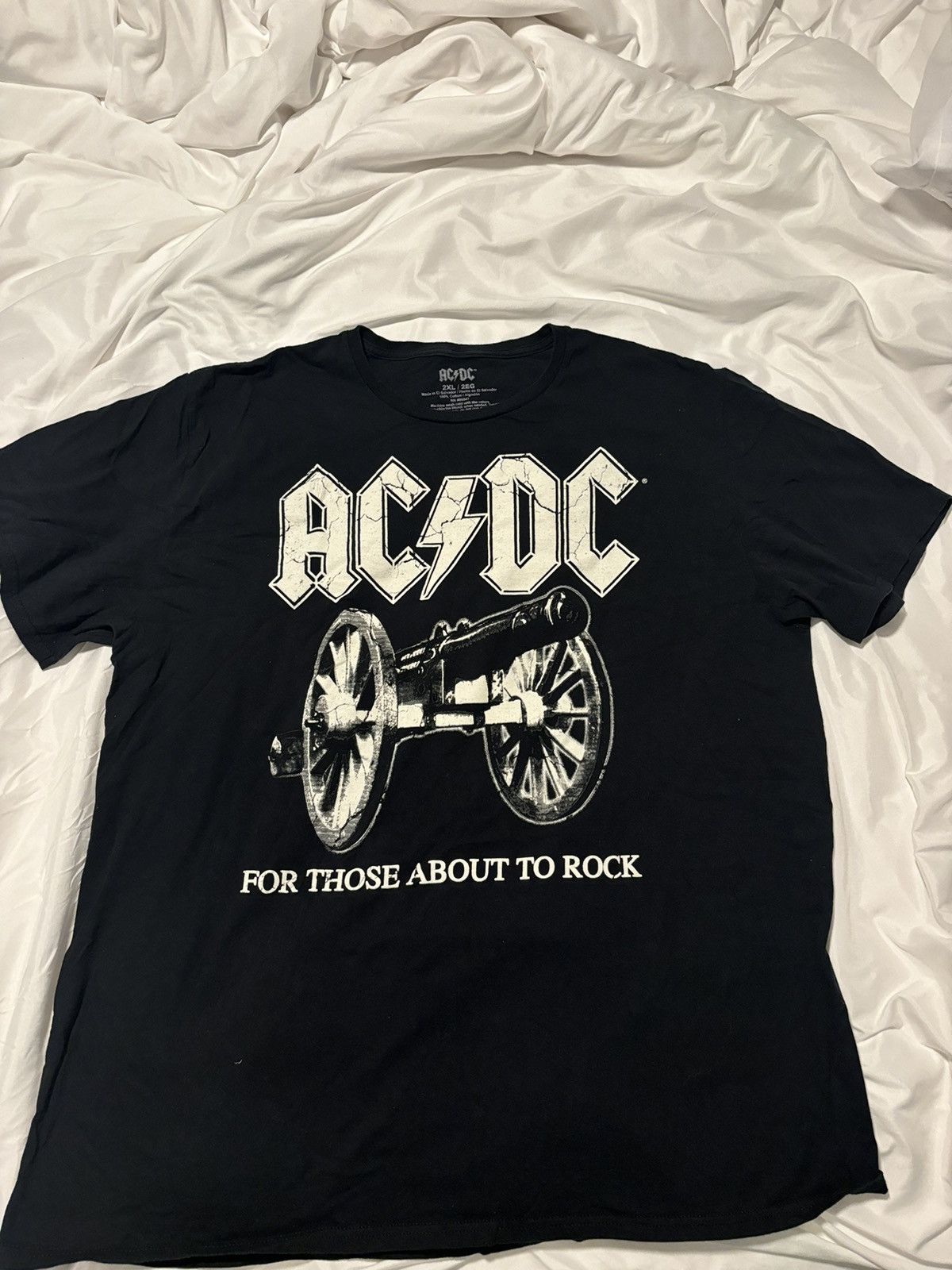 AC/DC AC/DC Black 90s Band T-Shirt Canon Rock 2XL “About To Rock” Size US L / EU 52-54 / 3 - 1 Thumbnail