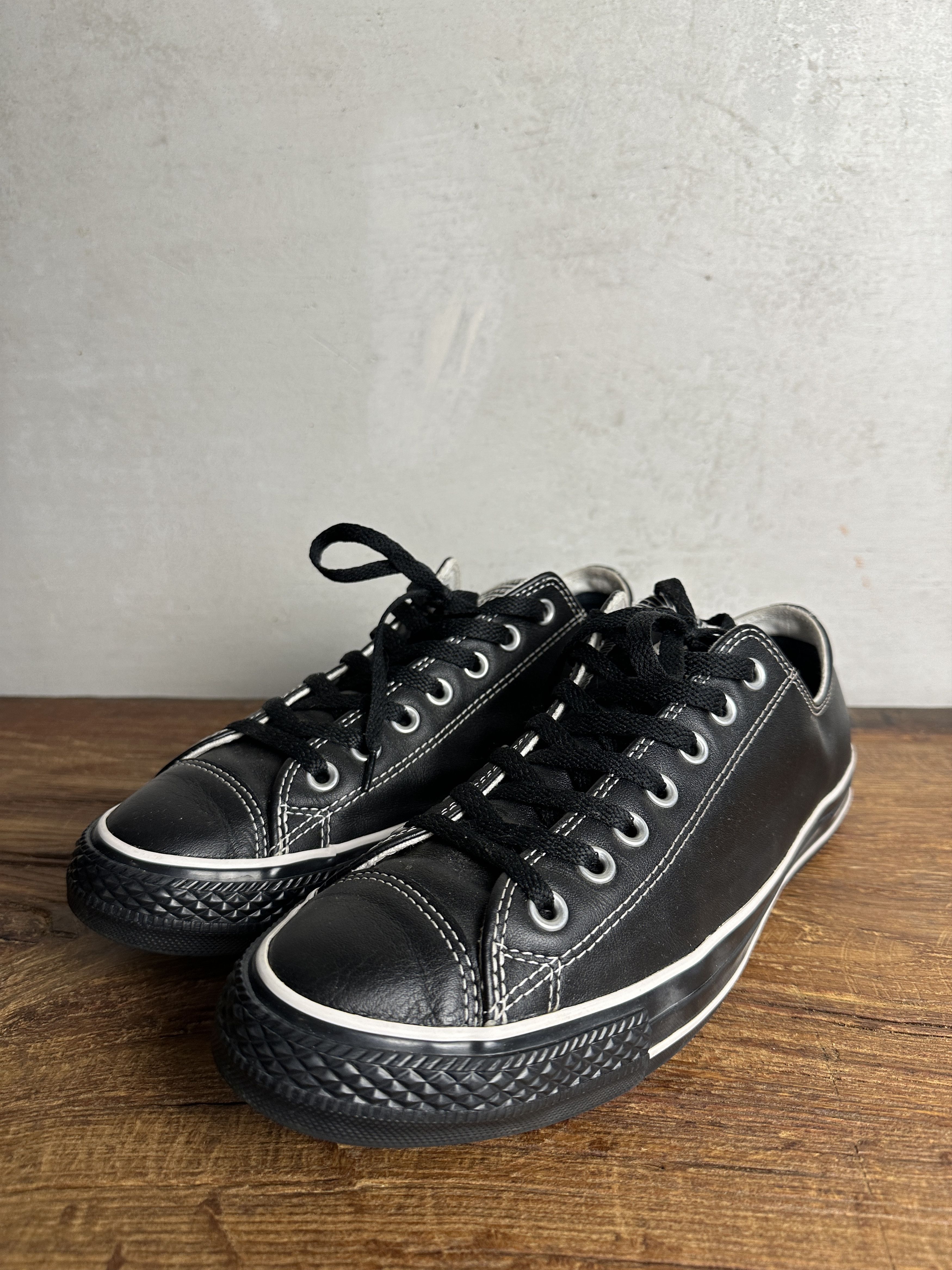 Converse Chuck Ox Leather Full Black Sneakers