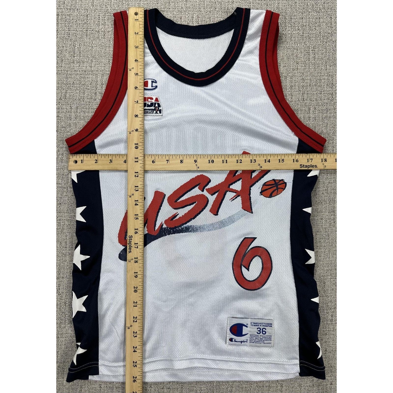 Champion USA Basketball Jersey Sz S Hardaway 6 Champion Made USA 90s Size US S / EU 44-46 / 1 - 2 Thumbnail