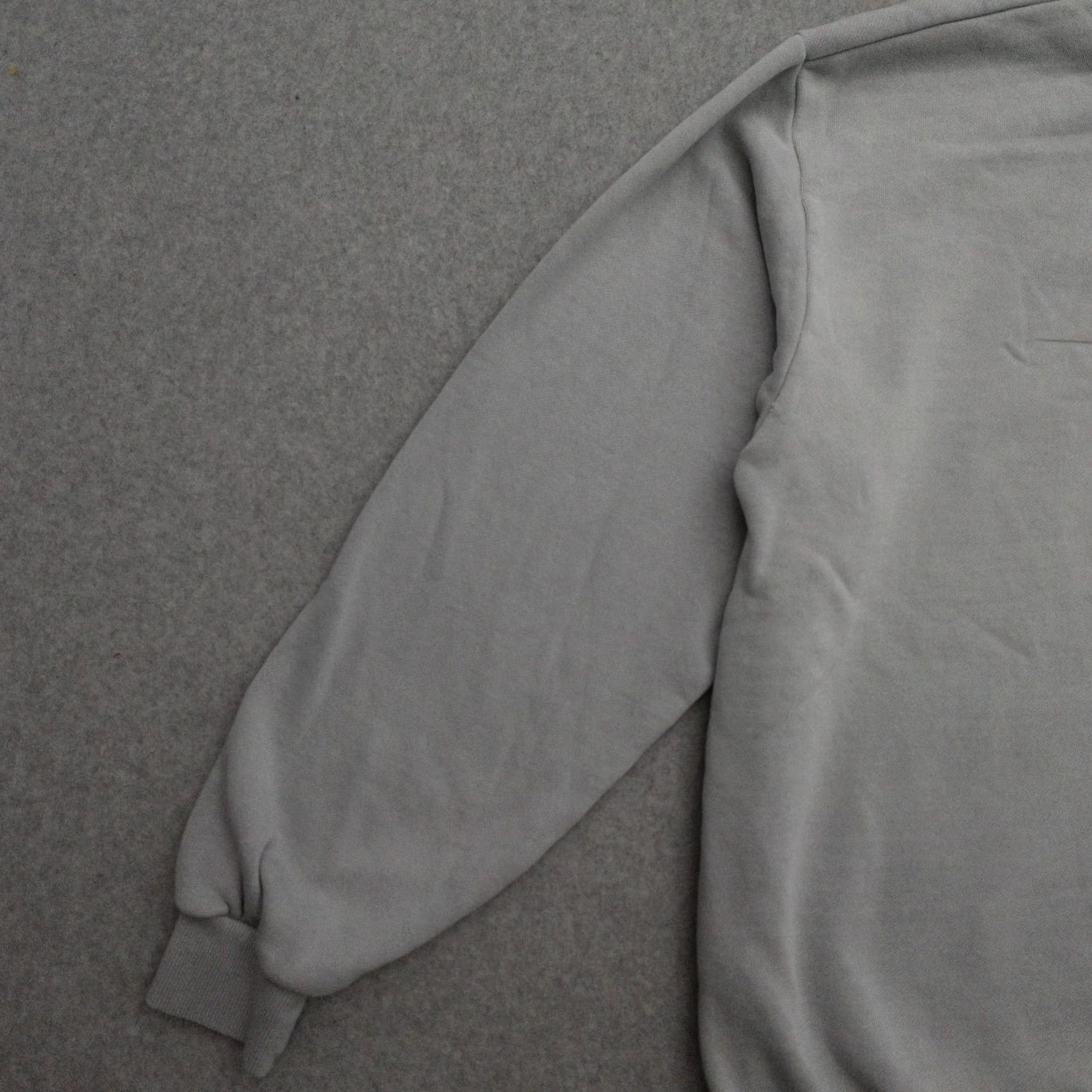 Vintage VINTAGE Tesla Pullover Mens Official Cybertruck Crewneck Sweatshirt Sz Large Blue 28x24 Size US XL / EU 56 / 4 - 6 Thumbnail