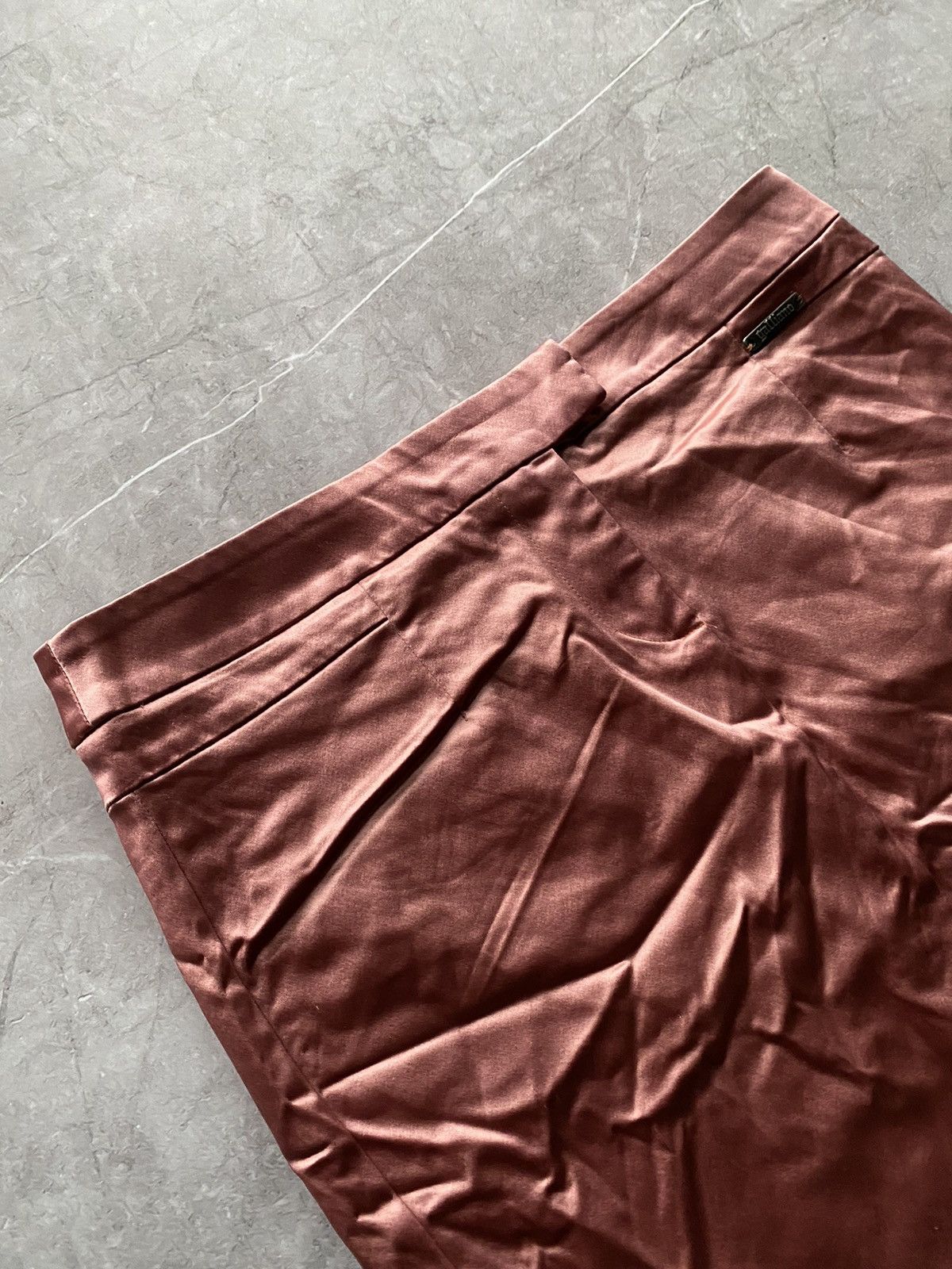 John Galliano Rare Jonh Galliano Midi Pink Skirt Made in Italy Size 28" / US 6 / IT 42 - 3 Thumbnail