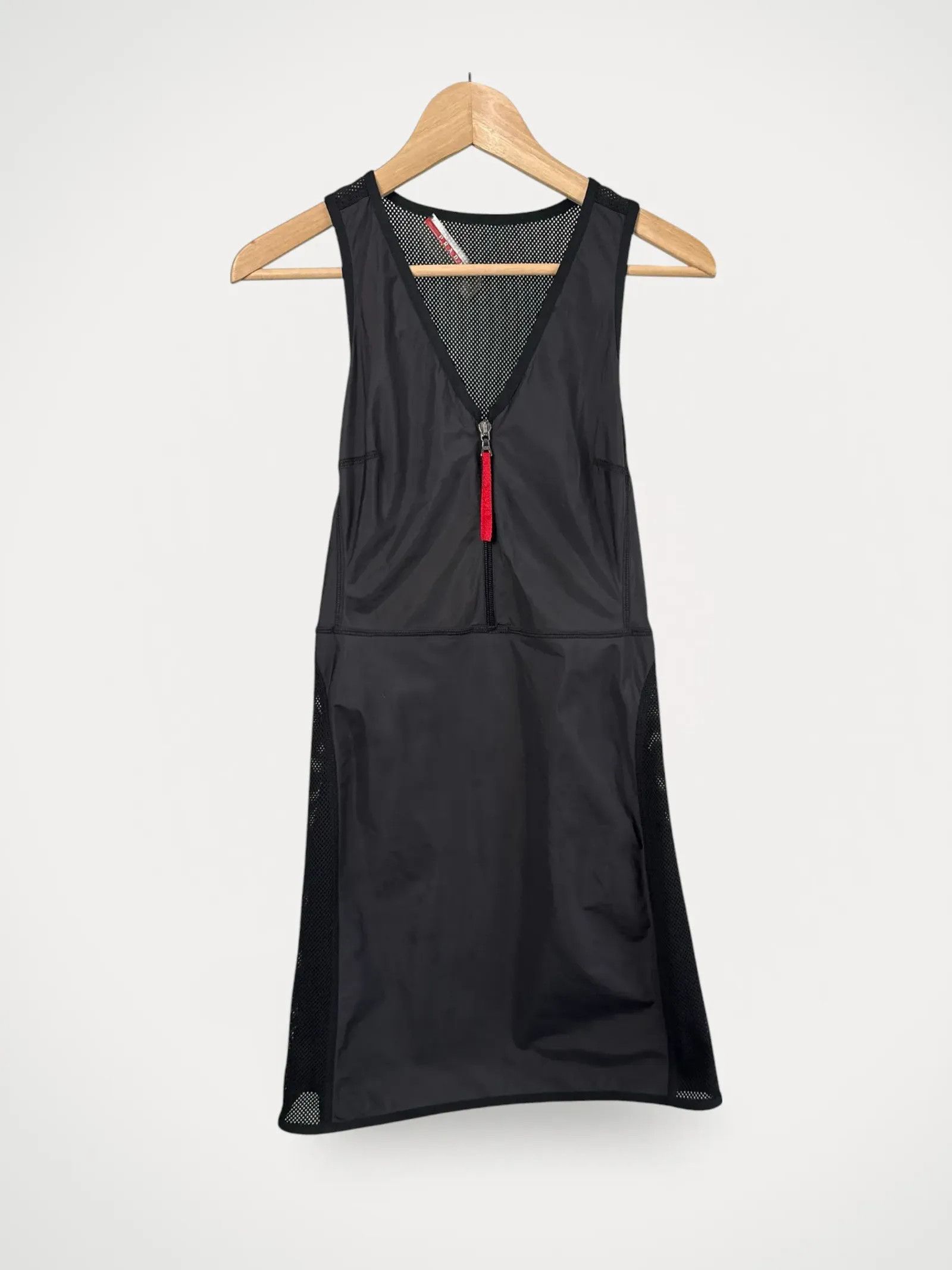 ワンピースその他 Prada Black short plush dress with logo triangle Prada Re-Nylon triangle-logo Minidress | Black | FARFETCH
