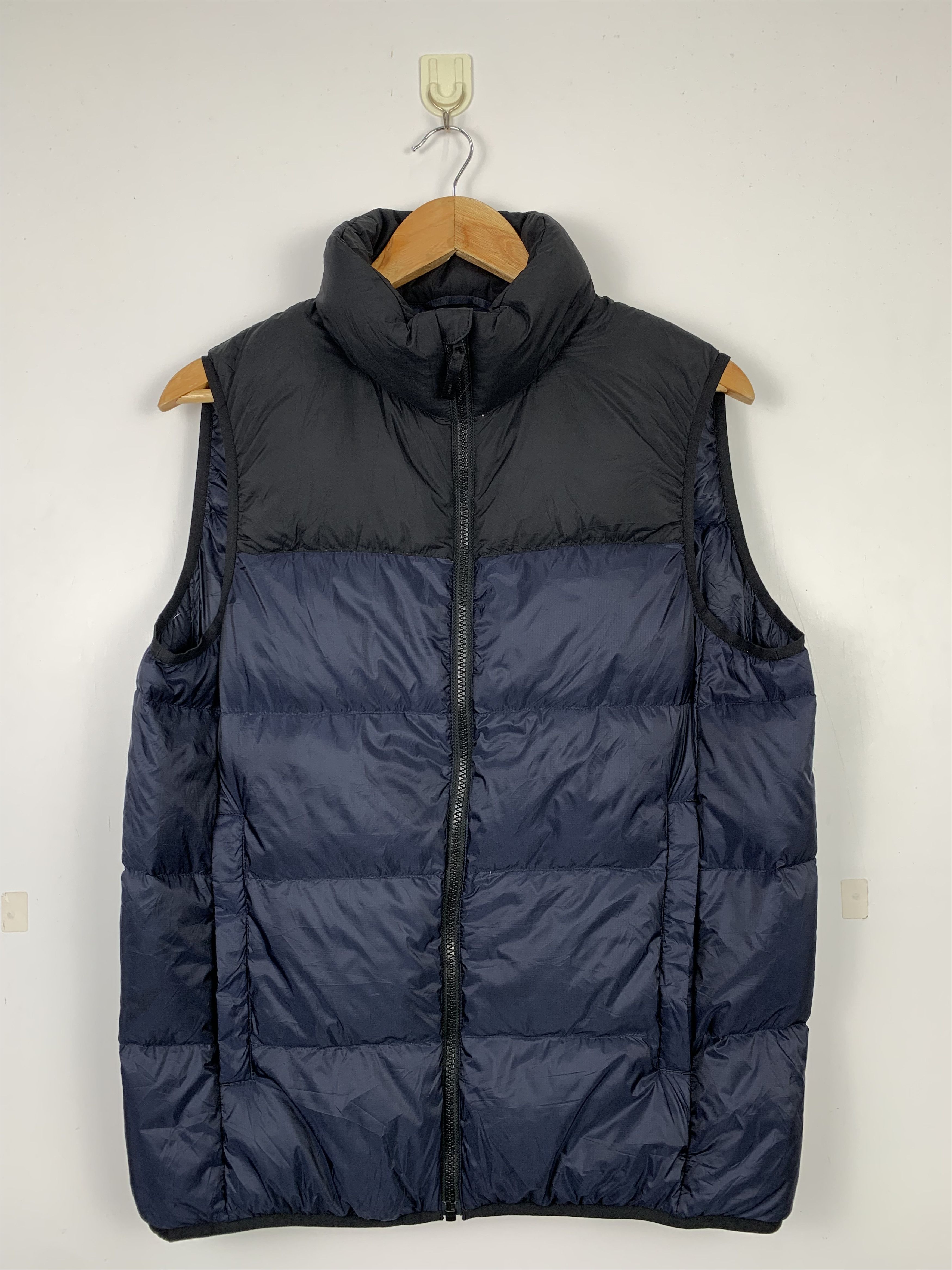 Japanese Brand Japanese Brand Uniqlo Puffer Vest J1324 Size US M / EU 48-50 / 2 - 1 Thumbnail