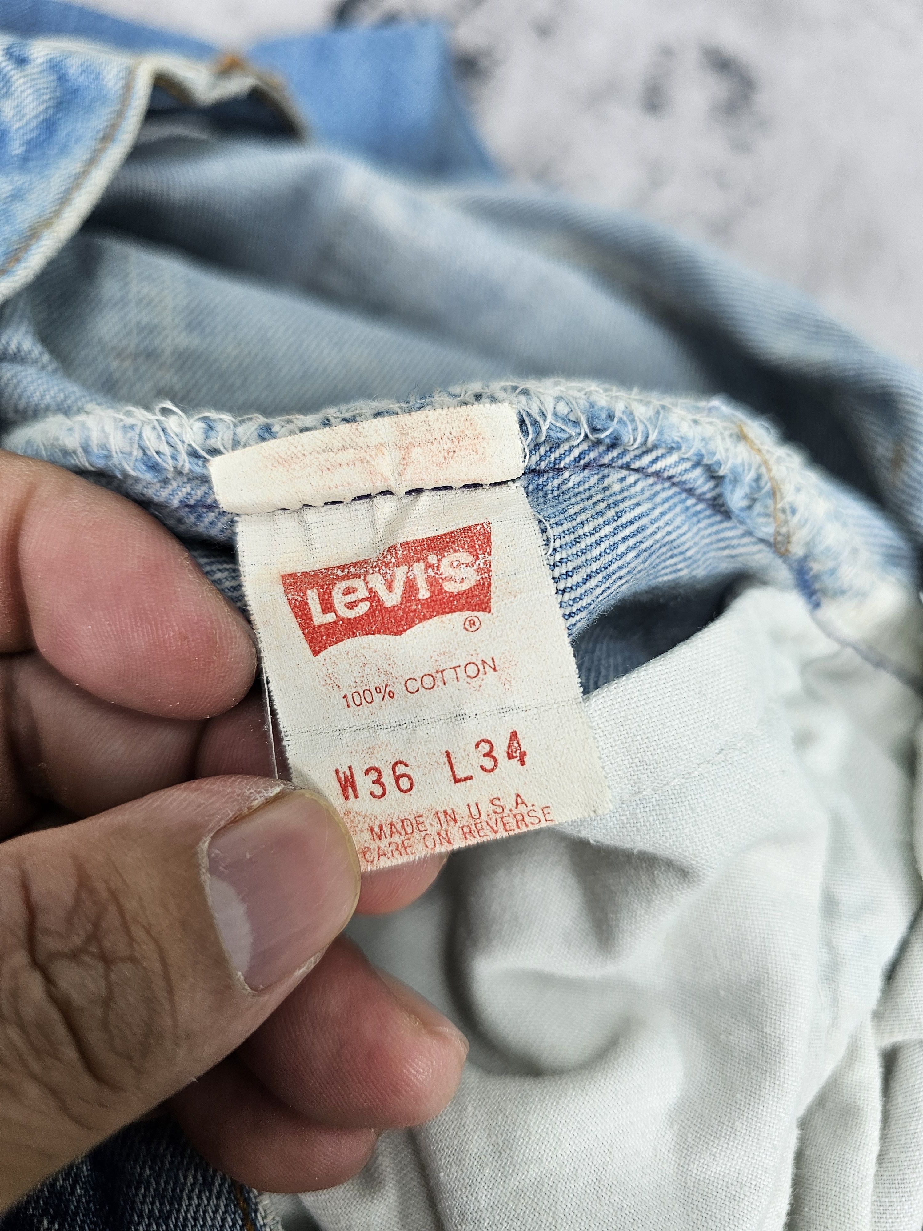 Levi's Vintage Clothing Vtg 90's LEVIS 501 Bleach Faded Blue Jeans Made In USA L0546 Size US 34 / EU 50 - 16 Thumbnail