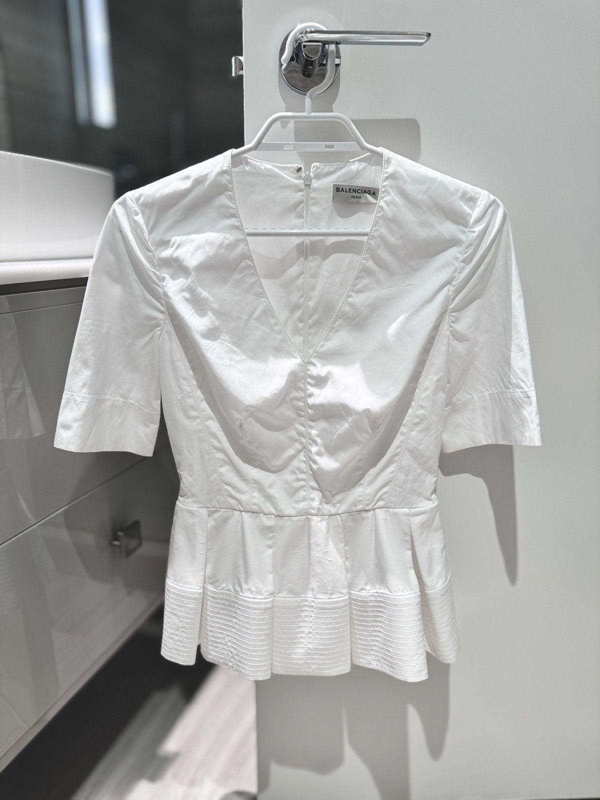 Balenciaga Balenciaga White Peplum Blouse Size XS / US 0-2 / IT 36-38 - 1 Thumbnail