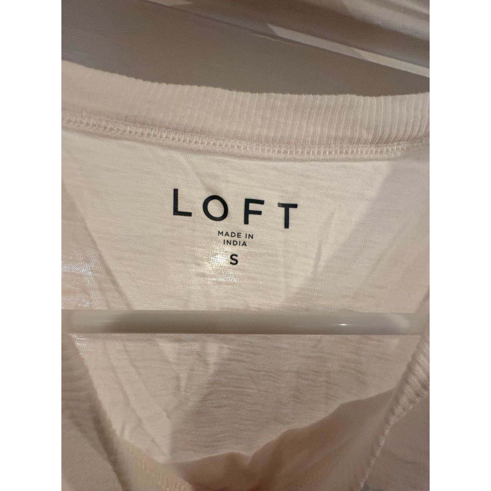 Loft LOFT Women’s White Floral T-Shirt Size Small Short Sleeve Size S / US 4 / IT 40 - 3 Thumbnail