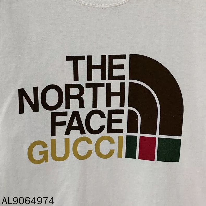Gucci Gucci Tnf co-branded short sleeves 2501-Nextarrow Size US S / EU 44-46 / 1 - 5 Thumbnail
