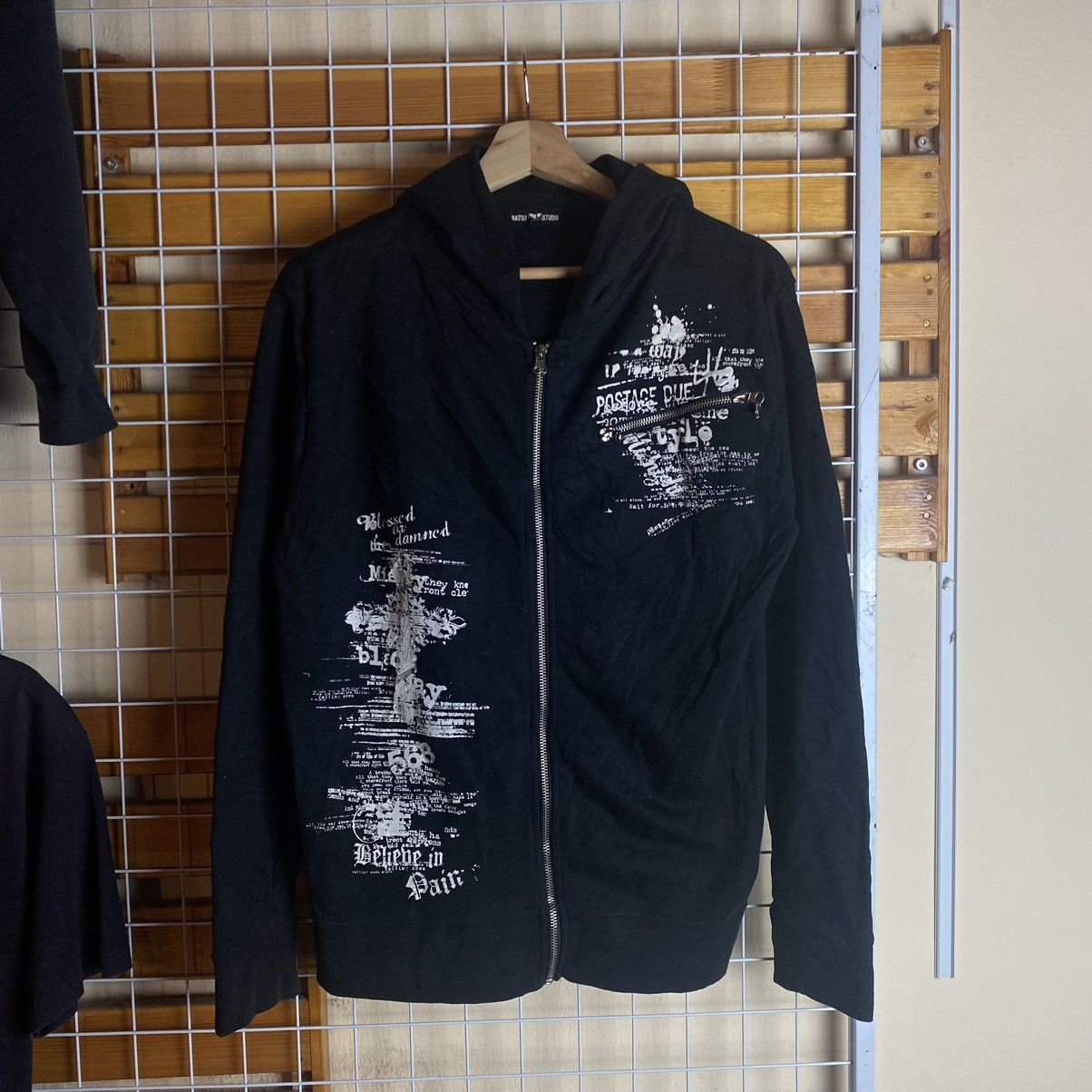 Japanese Brand × Vintage Vintage Batsu Studio Cross Design Hoodies Size US M / EU 48-50 / 2 - 1 Thumbnail