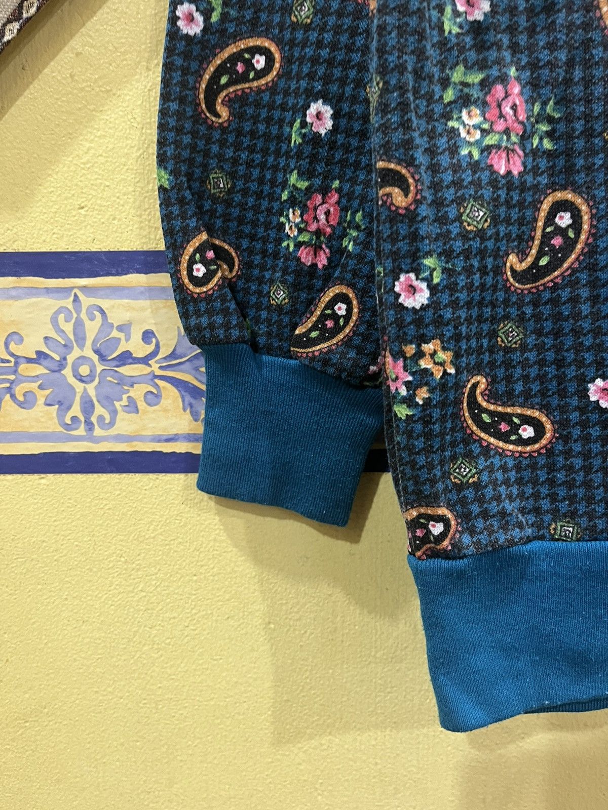 Haband vintage haband paisley and floral print sweatshirt Size US XL / EU 56 / 4 - 6 Thumbnail