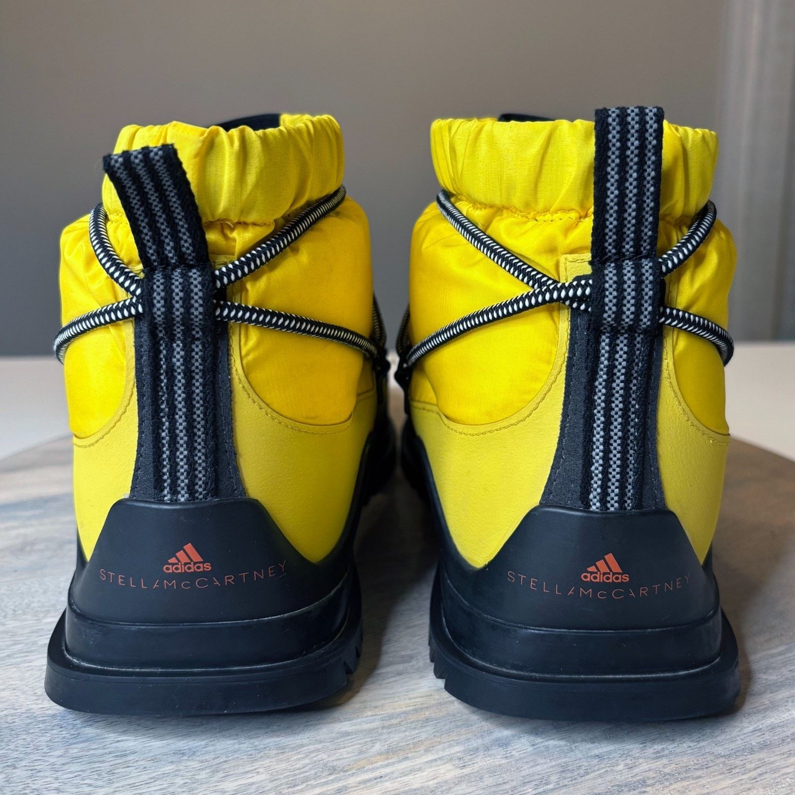 Adidas Adidas Stella McCartney Snow Boots Yellow Black Women’s Sz 9 Size US 9 / IT 39 - 8 Thumbnail