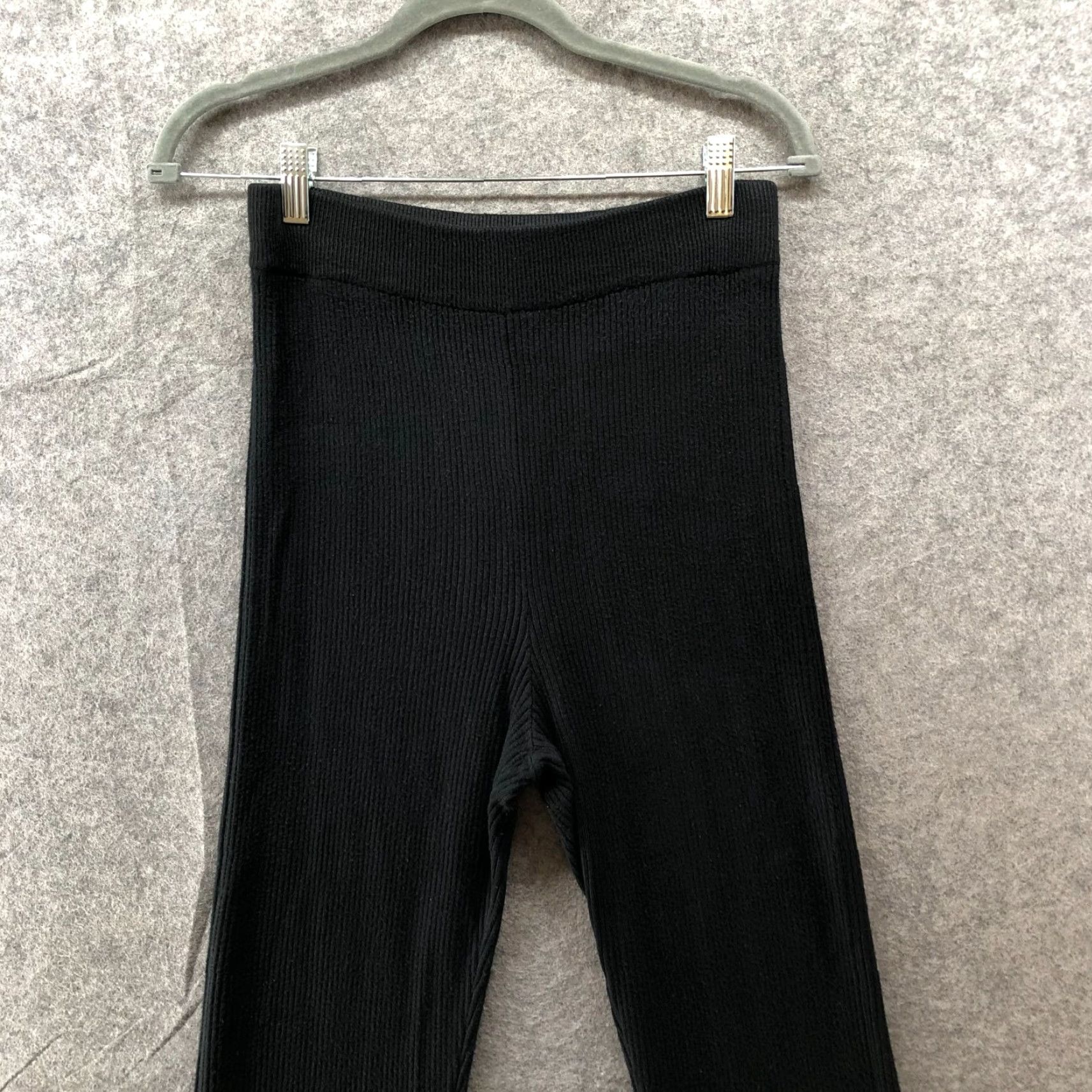 Abercrombie & Fitch Abercrombie & Fitch Split Hem Flare Ribbed Pants Womens S Black Pant Size S / US 4 / IT 40 - 3 Thumbnail