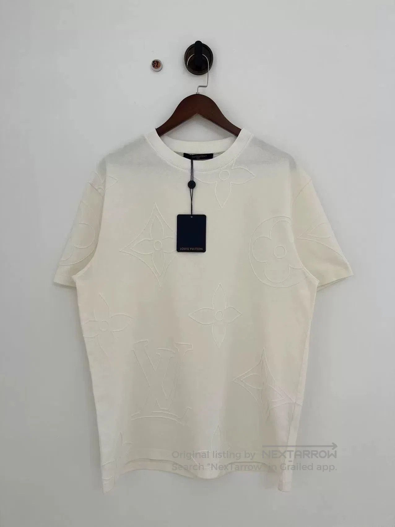 Louis Vuitton Louis Vuitton Off-White Embroidered Logo Tee. Size US XXL / EU 58 / 5 - 1 Thumbnail