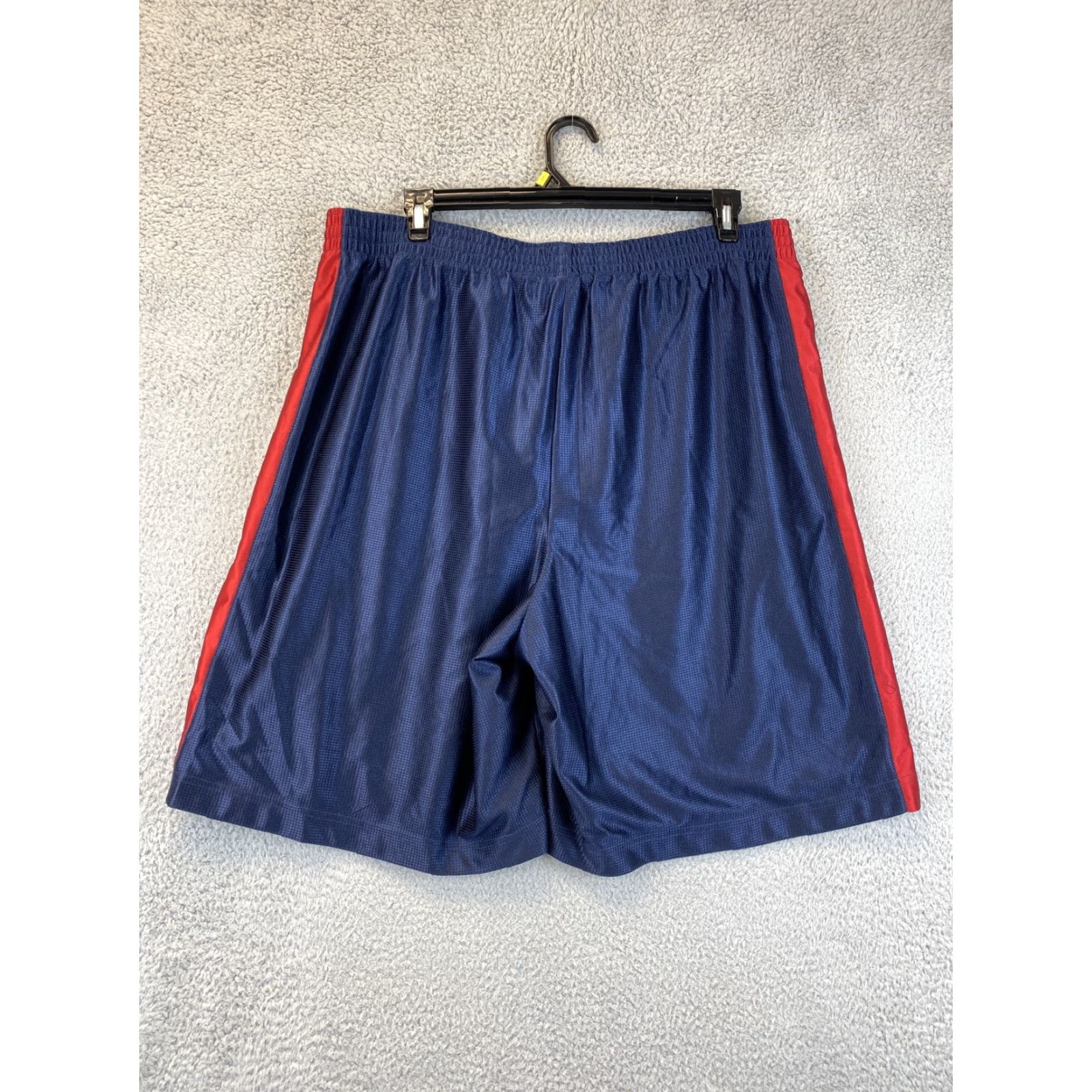 Nike VINTAGE Nike Swoosh Basketball Shorts 2XL Blue Red Men's Activewear Size US 39 - 8 Thumbnail