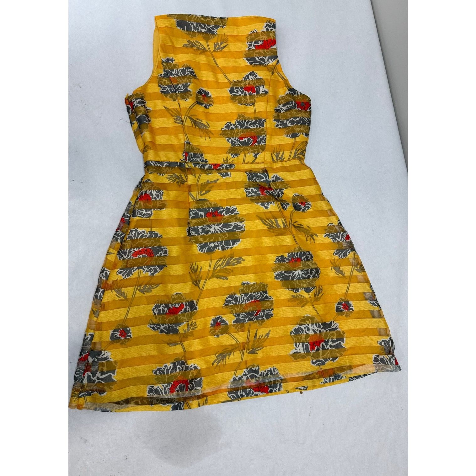 Banana Republic Floral Print Banana Republic Dress Spring Yellow Sheer 6P Size M / US 6-8 / IT 42-44 - 2 Thumbnail