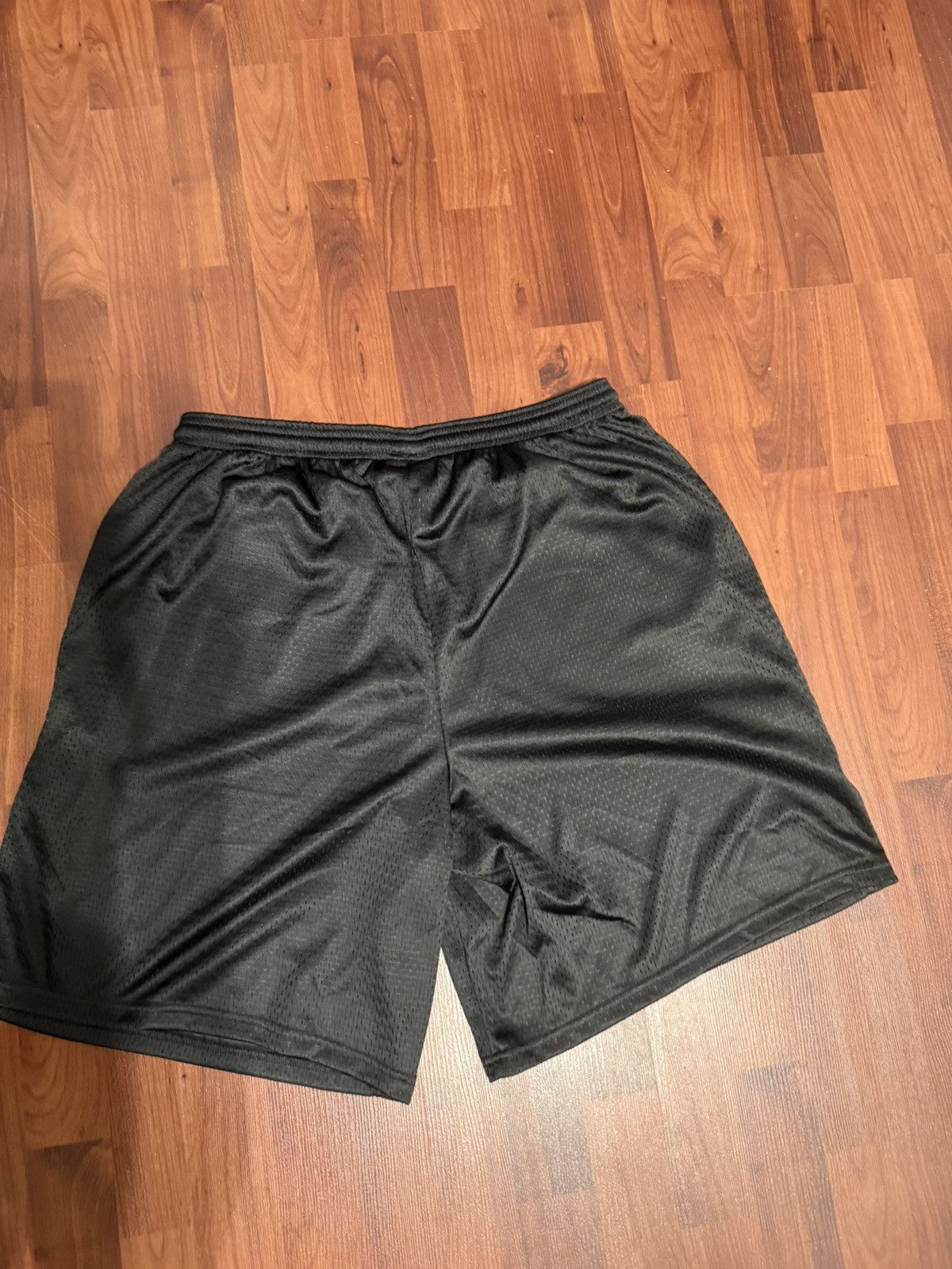 Travis Scott Travis Scott x Champion Rodeo Shorts Size US 44 / EU 60 - 2 Thumbnail