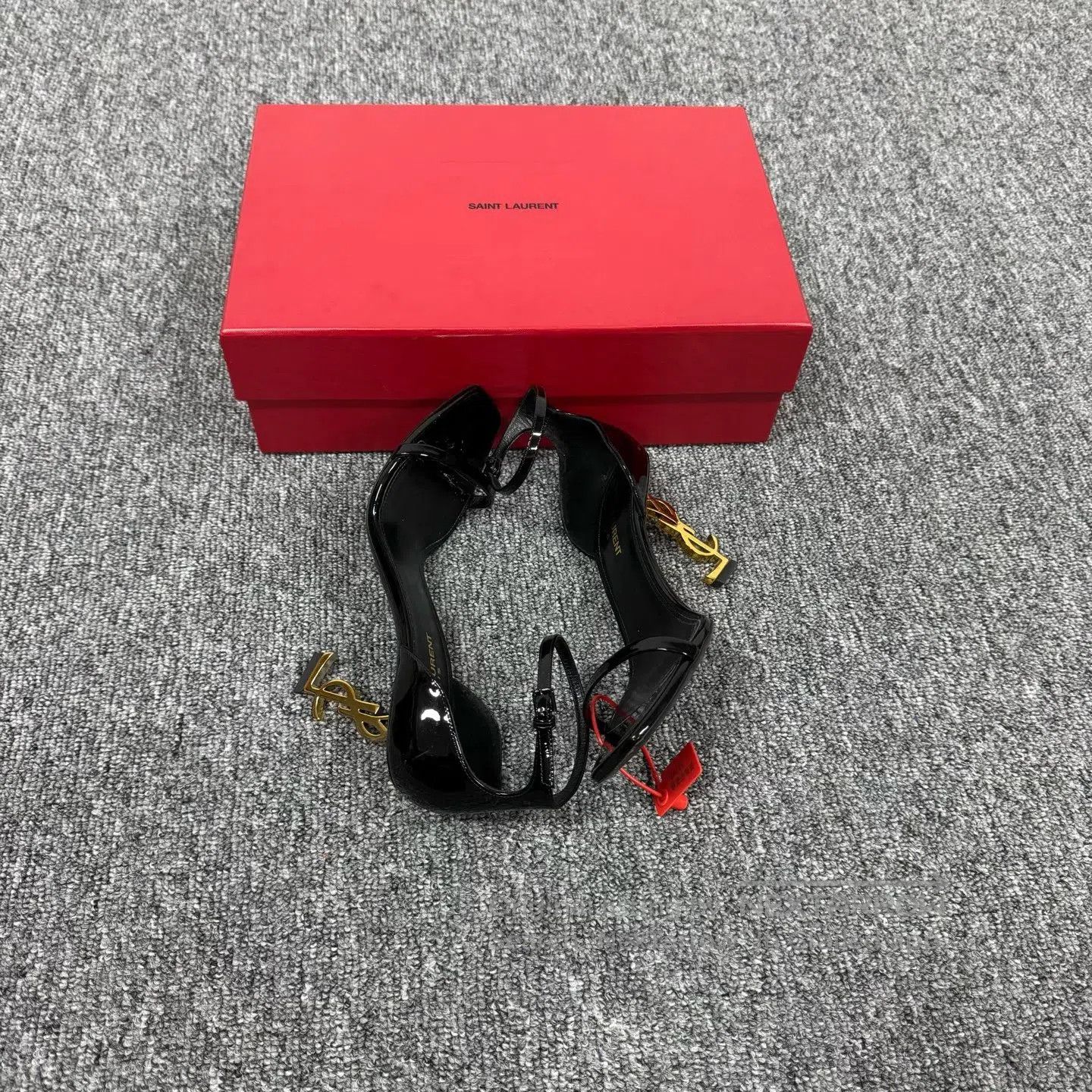 Saint Laurent Paris Saint Laurent Paris Black varnished buckle metal high-heel Size US 8 / IT 38 - 3 Thumbnail