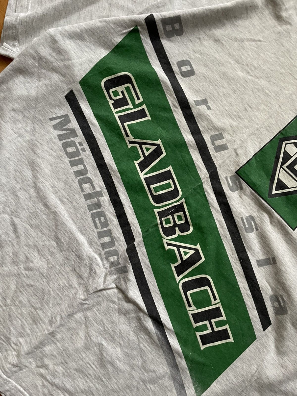 Nutmeg × Vintage Vintage Borussia Monchengladbach Graphic Football Logo Tee Size US L / EU 52-54 / 3 - 4 Thumbnail