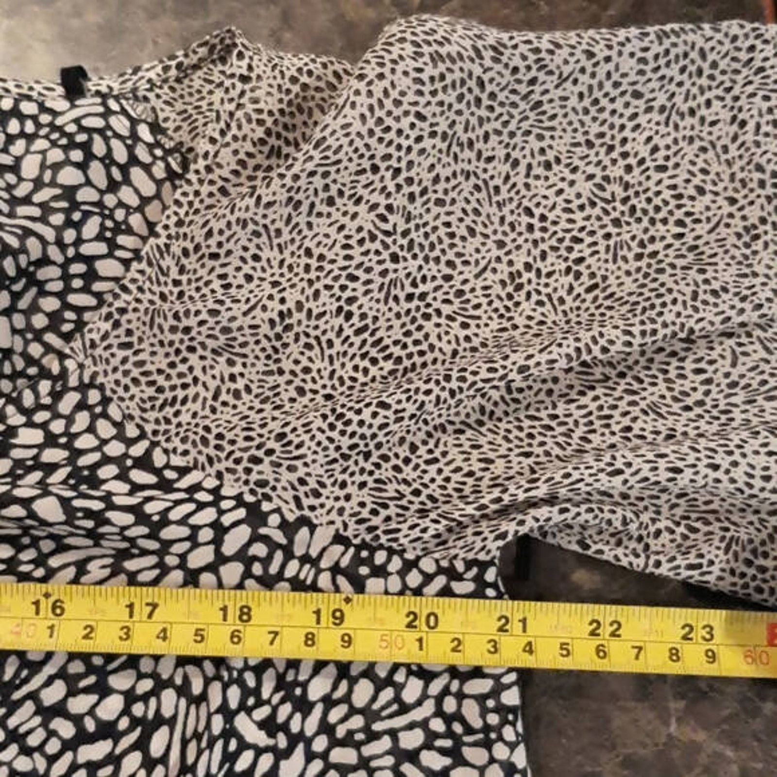 Derek Lam 10 Crosby Derek Lam 10 Crosby Long Sleeve Cold-Shoulder Halter-Tie Size XS / US 0-2 / IT 36-38 - 7 Thumbnail