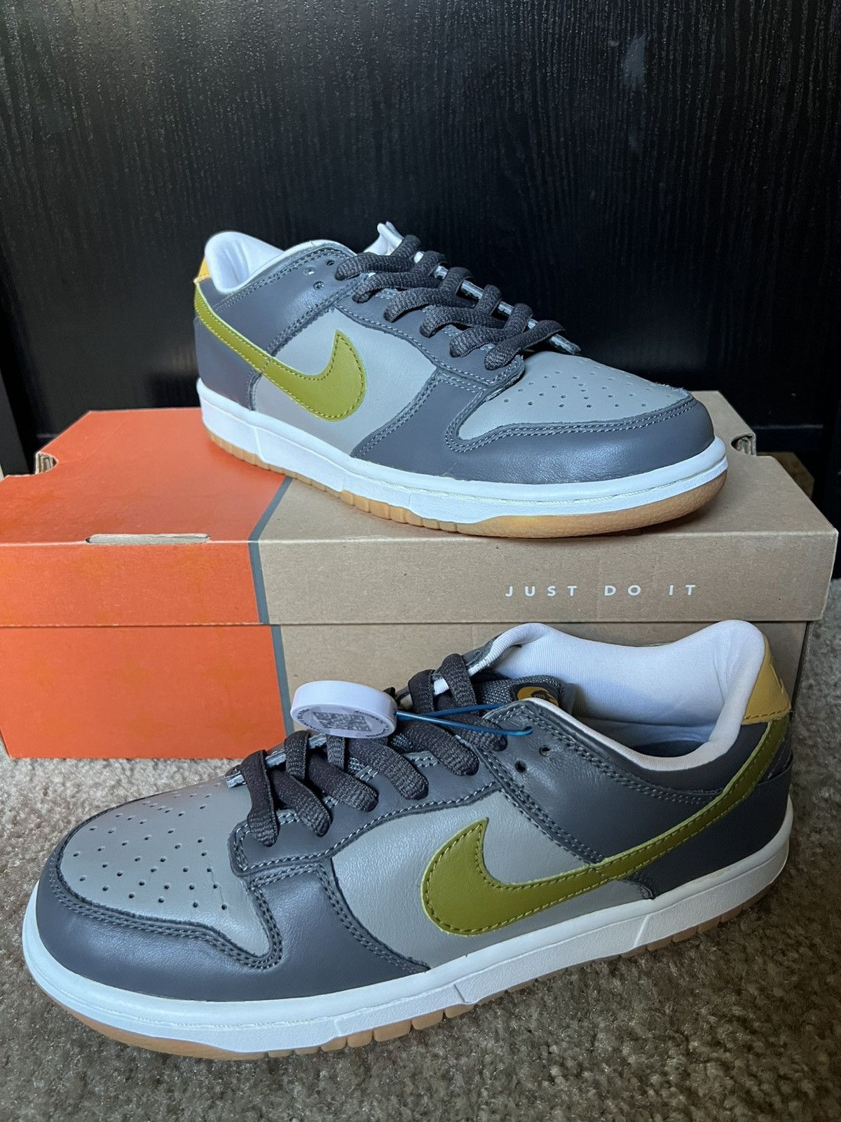 Nike Nike Dunk Low Pro B Graphite Camper Green 2002 Size 8.5 DS Size US 8.5 / EU 41-42 - 1 Thumbnail