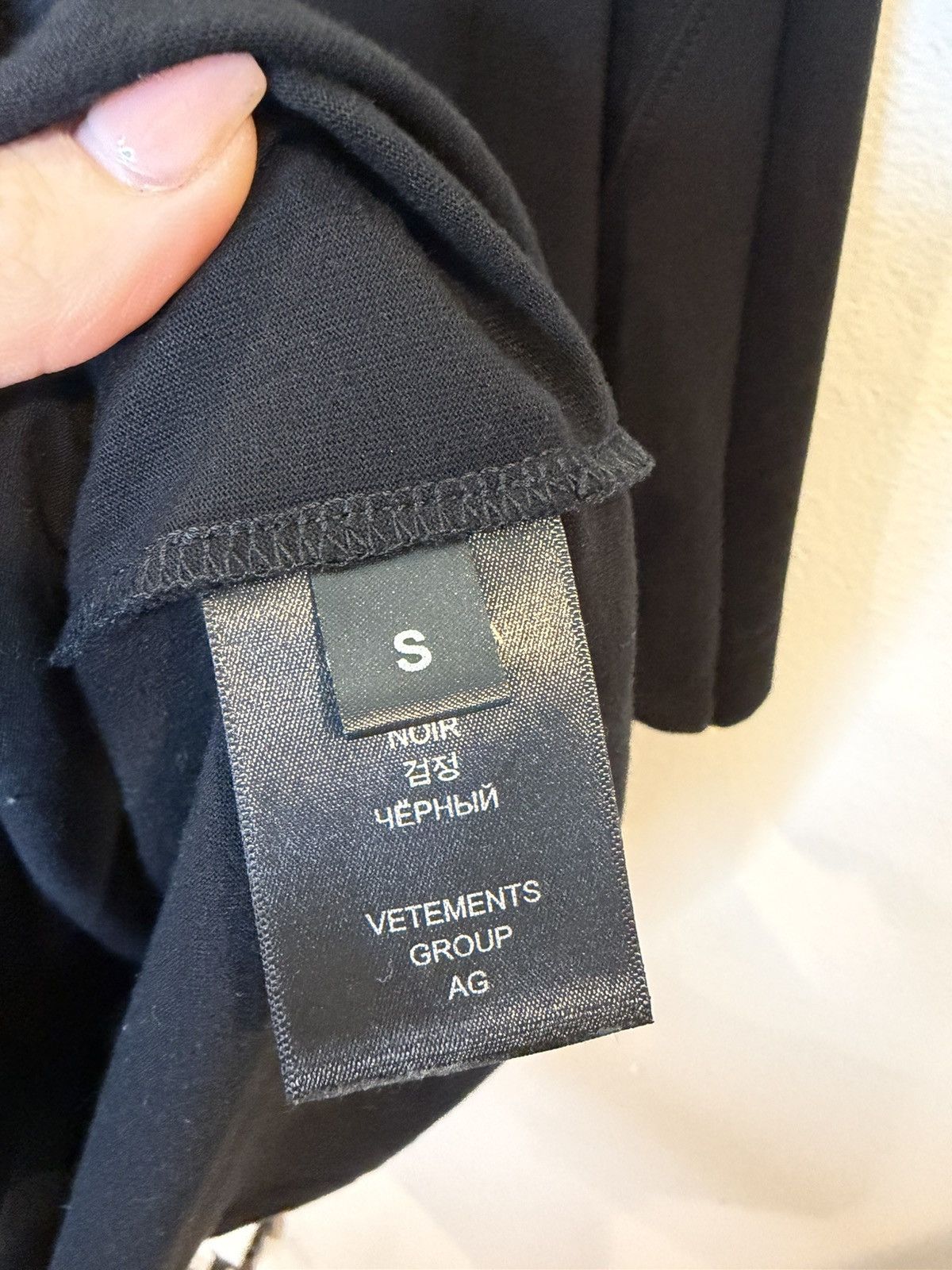 Vetements Vetements Think Globally Tee Size US S / EU 44-46 / 1 - 4 Thumbnail