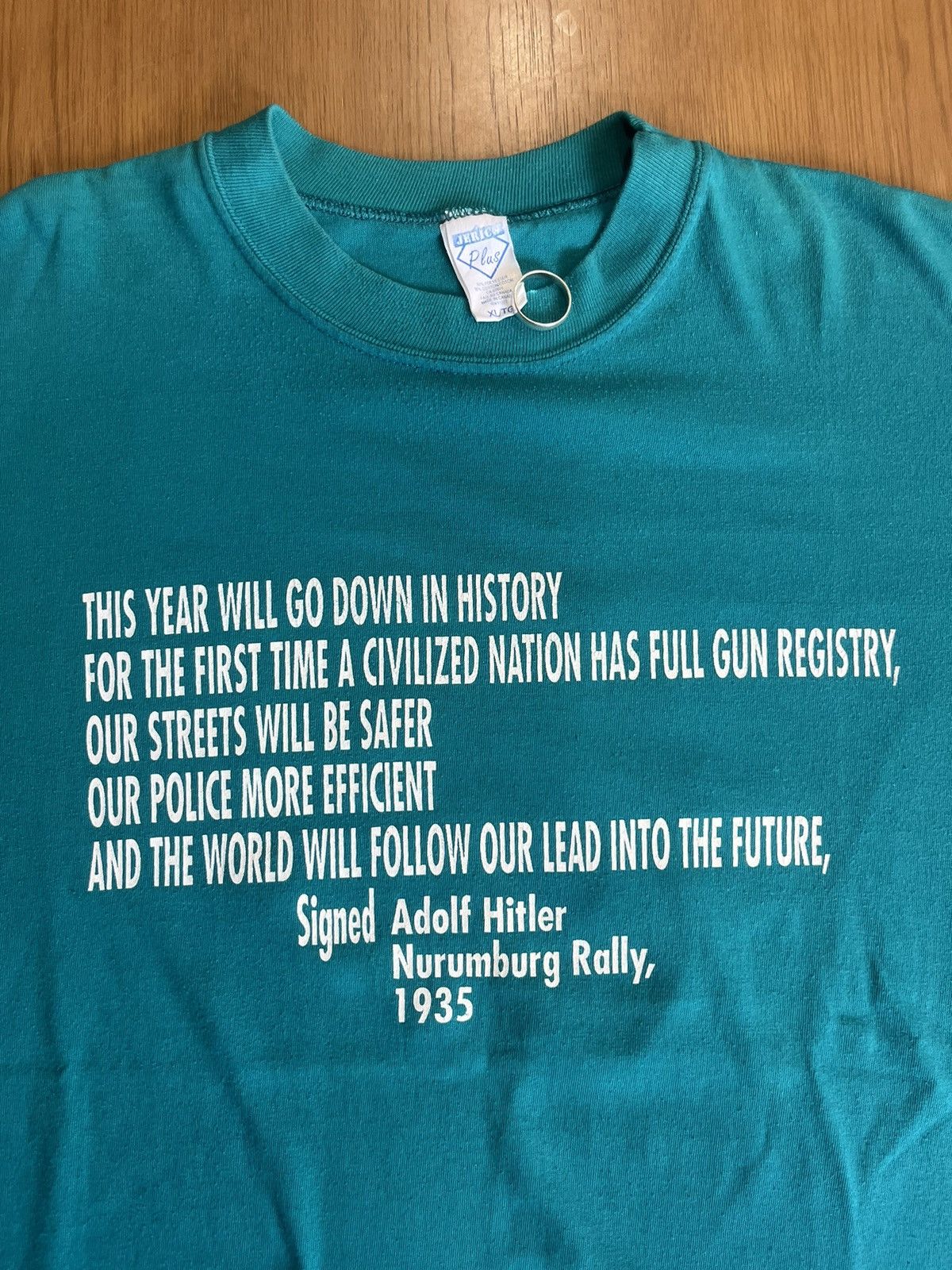 Vintage Vintage Announcement Signed ADOLF HITLER 90’s Tshirt Size US XL / EU 56 / 4 - 6 Thumbnail