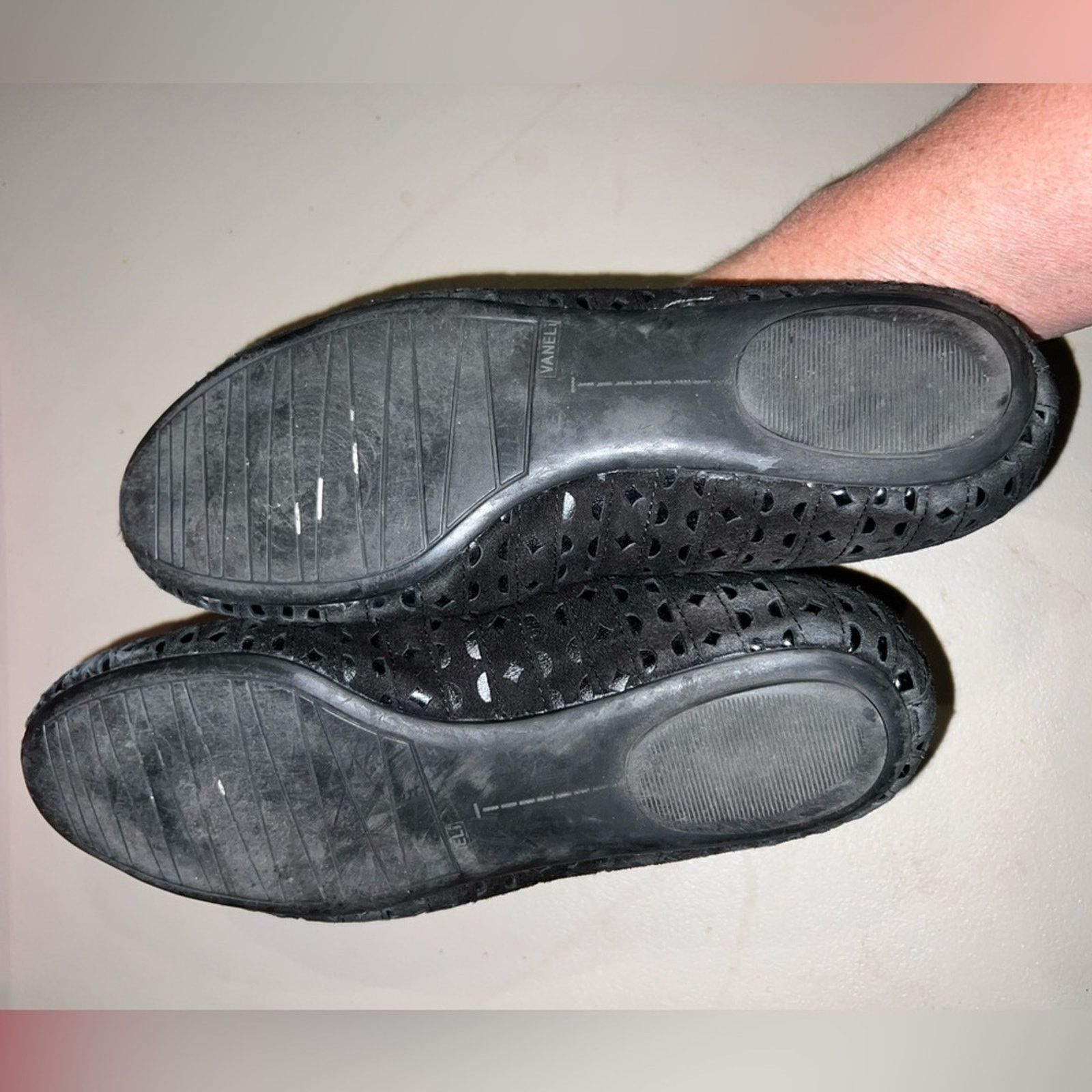 VANELI Vaneli Suede Black Ballet Flats Shoes size 8 Size US 8 / IT 38 - 8 Thumbnail