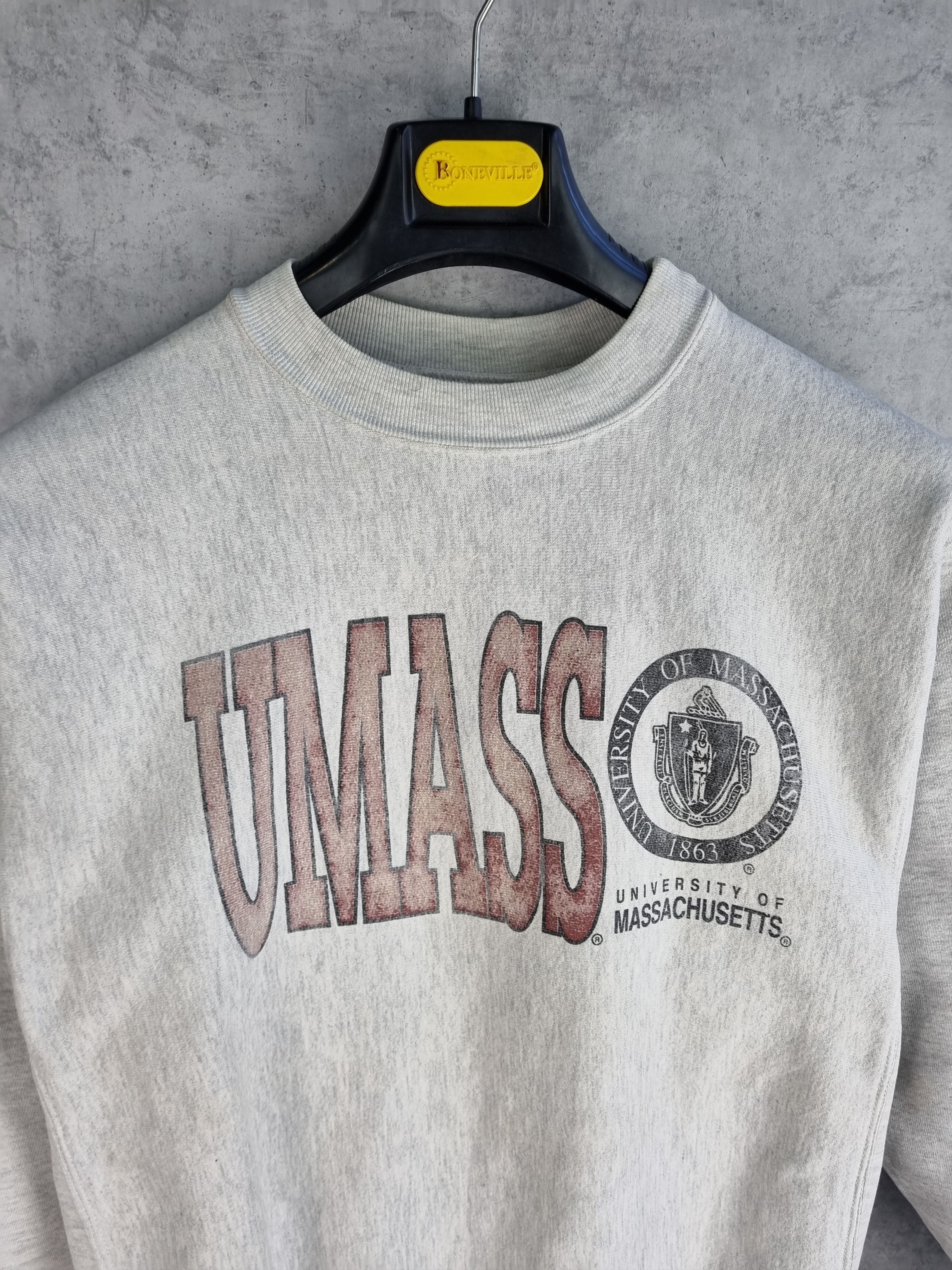 Vintage Vintage 90 University of Massachusetts UMASS Sweatshirt Size US L / EU 52-54 / 3 - 4 Thumbnail