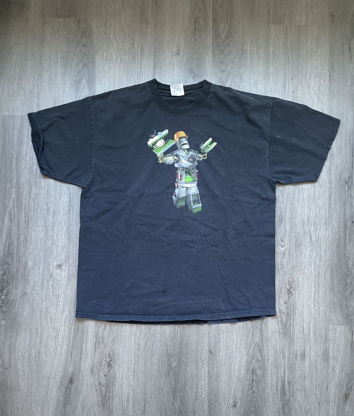 Vintage Y2K Columbria Steel “Monster of Crushing” T-shirt (Sz. XL) Size US XL / EU 56 / 4 - 1 Thumbnail