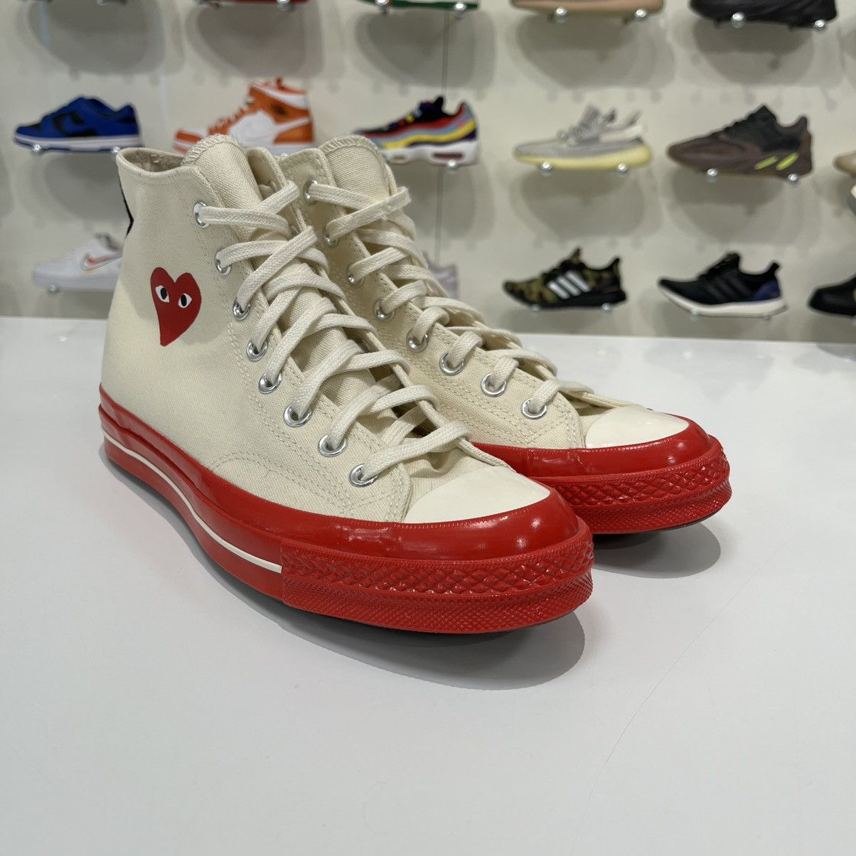 Comme des Garcons PLAY × Converse Converse Chuck Taylor All Star 70 Hi x CDG Play Red Midsole Size US 9 / EU 42 - 7 Thumbnail