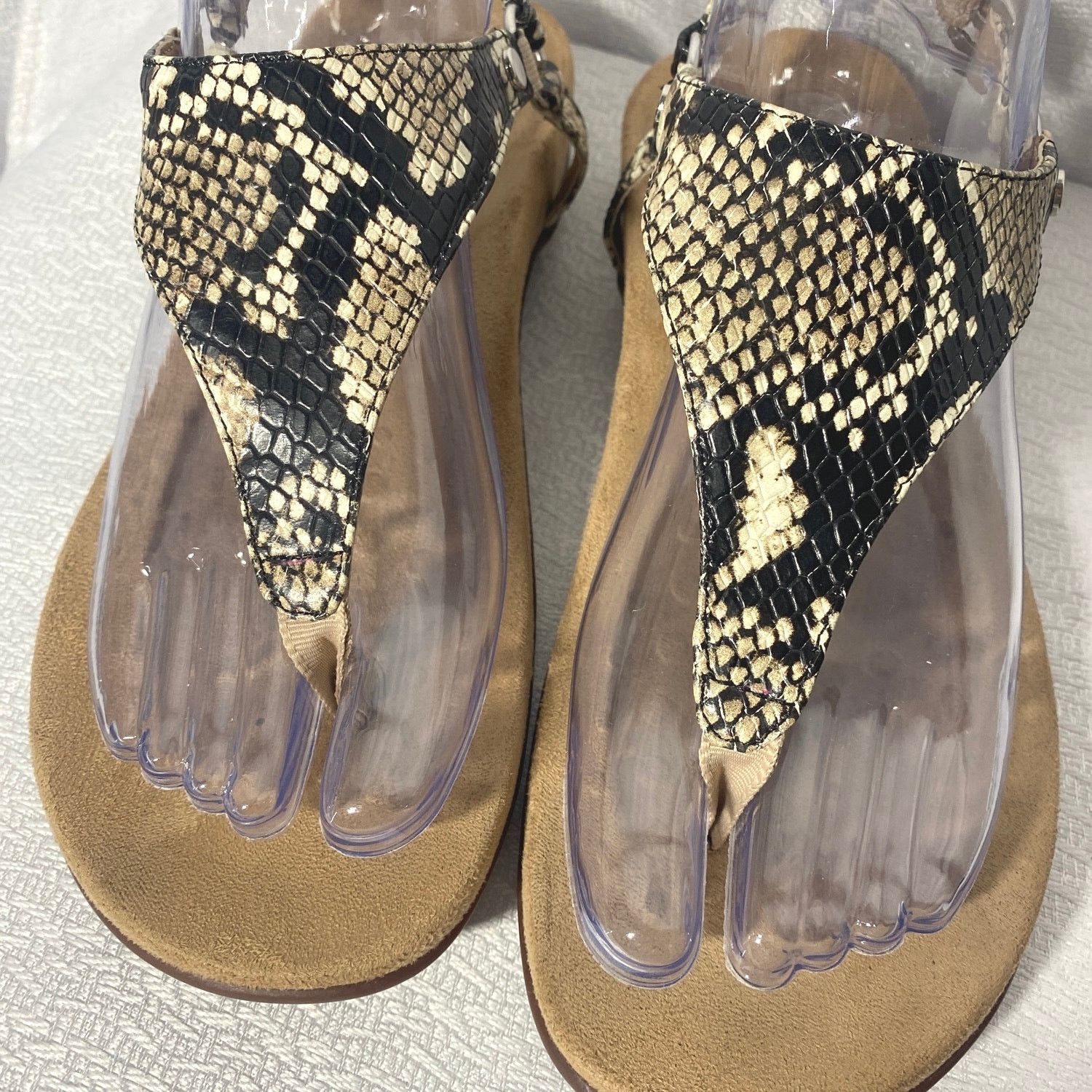 Vionic Vionic Snakeskin pattern Leather Thong Sandals womens sz 7 Size US 7 / IT 37 - 3 Thumbnail