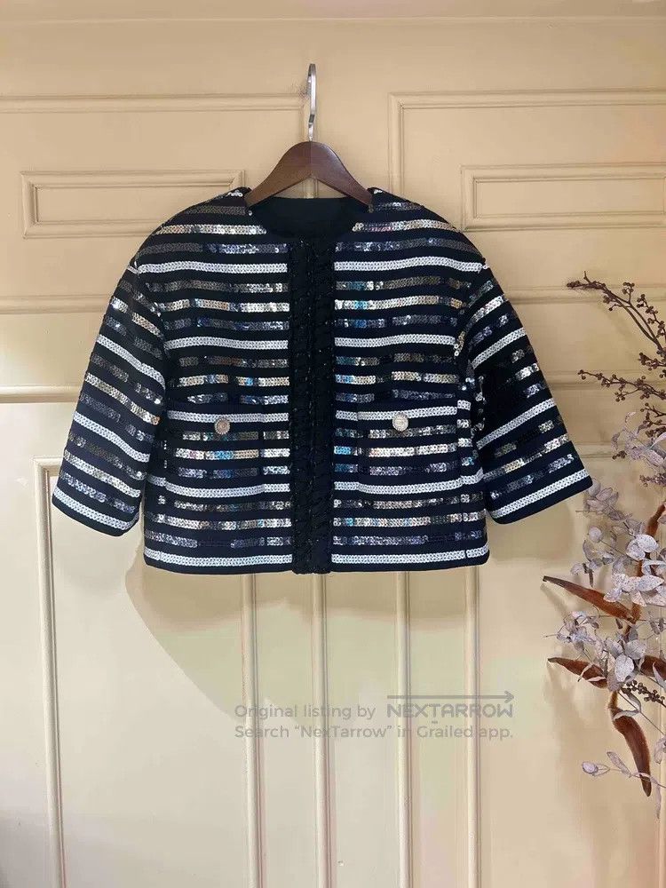 Chanel Chanel 22c black and white cc sequin striped jacket Size XS / US 0-2 / IT 36-38 - 1 Thumbnail