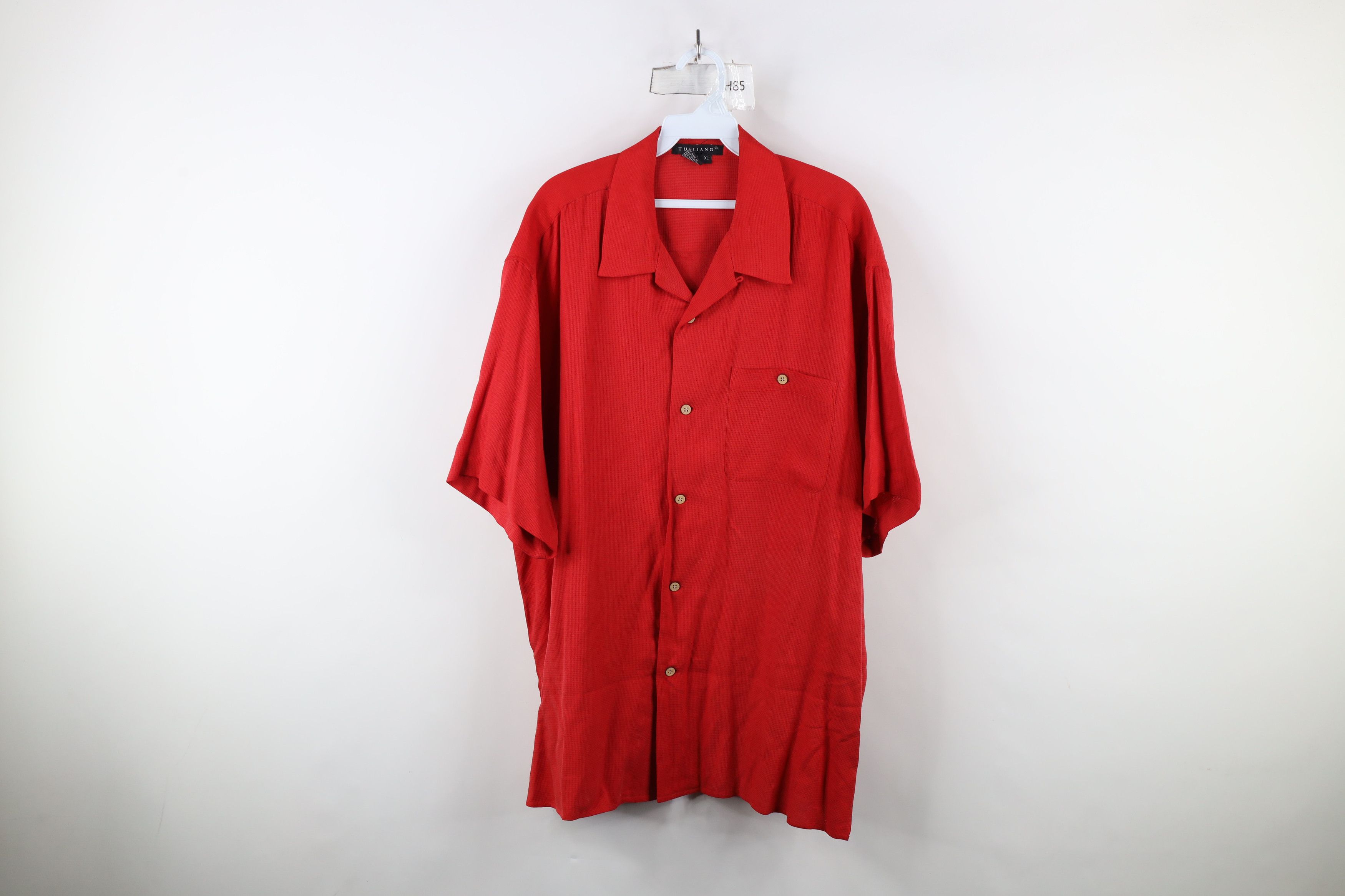 Vintage Vintage 90s Streetwear Silk Short Sleeve Button Shirt Red Size US XL / EU 56 / 4 - 1 Thumbnail