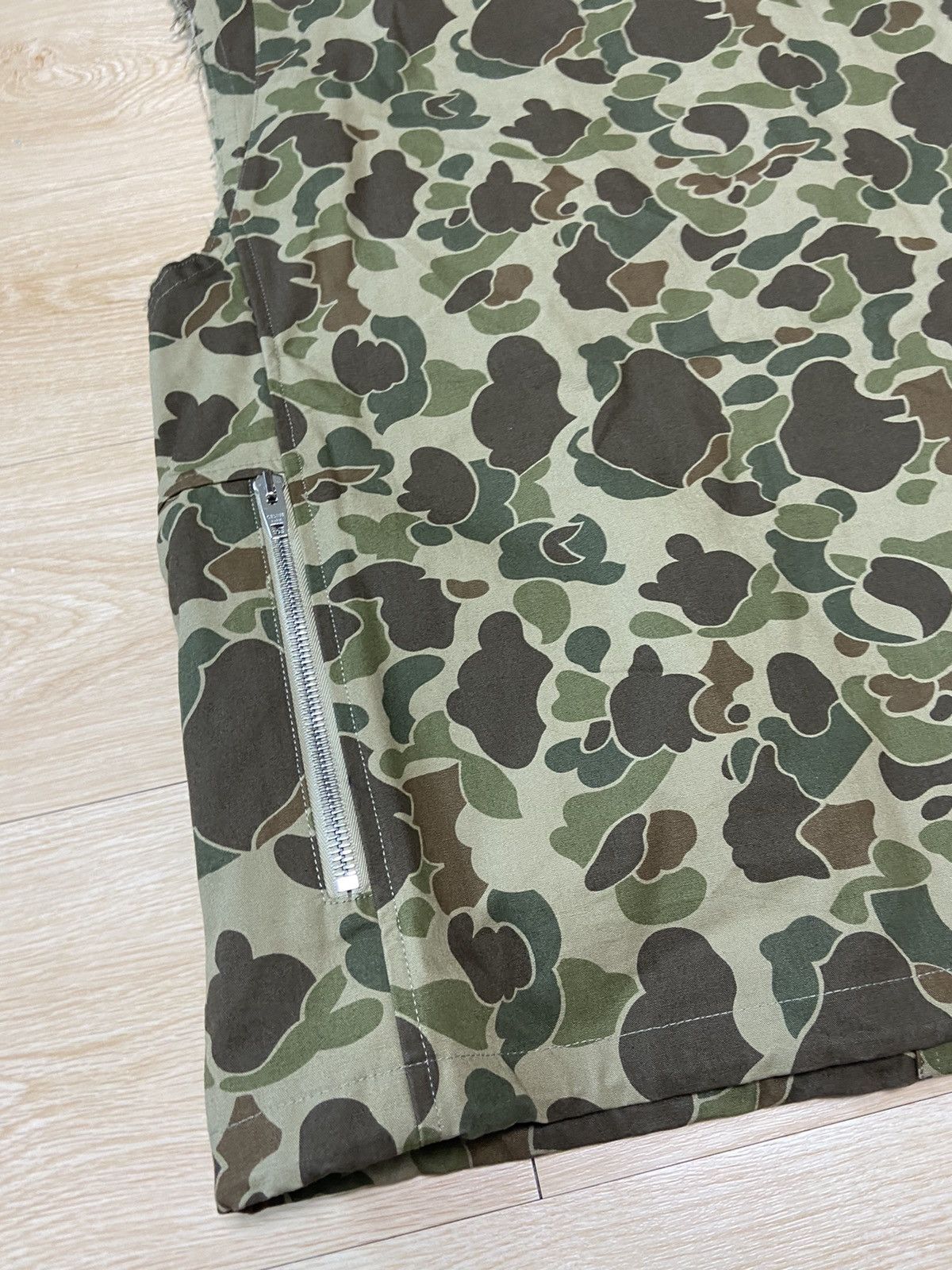 Celine × Hedi Slimane 48 Celine ss22 camouflage military vest sleeveless jacket Size US M / EU 48-50 / 2 - 7 Thumbnail