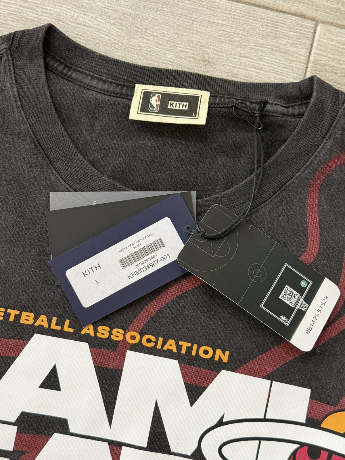 Kith × NBA KITH for NBA All-Star Miami Heat Vintage Tee Black Sz Large Size US L / EU 52-54 / 3 - 6 Thumbnail