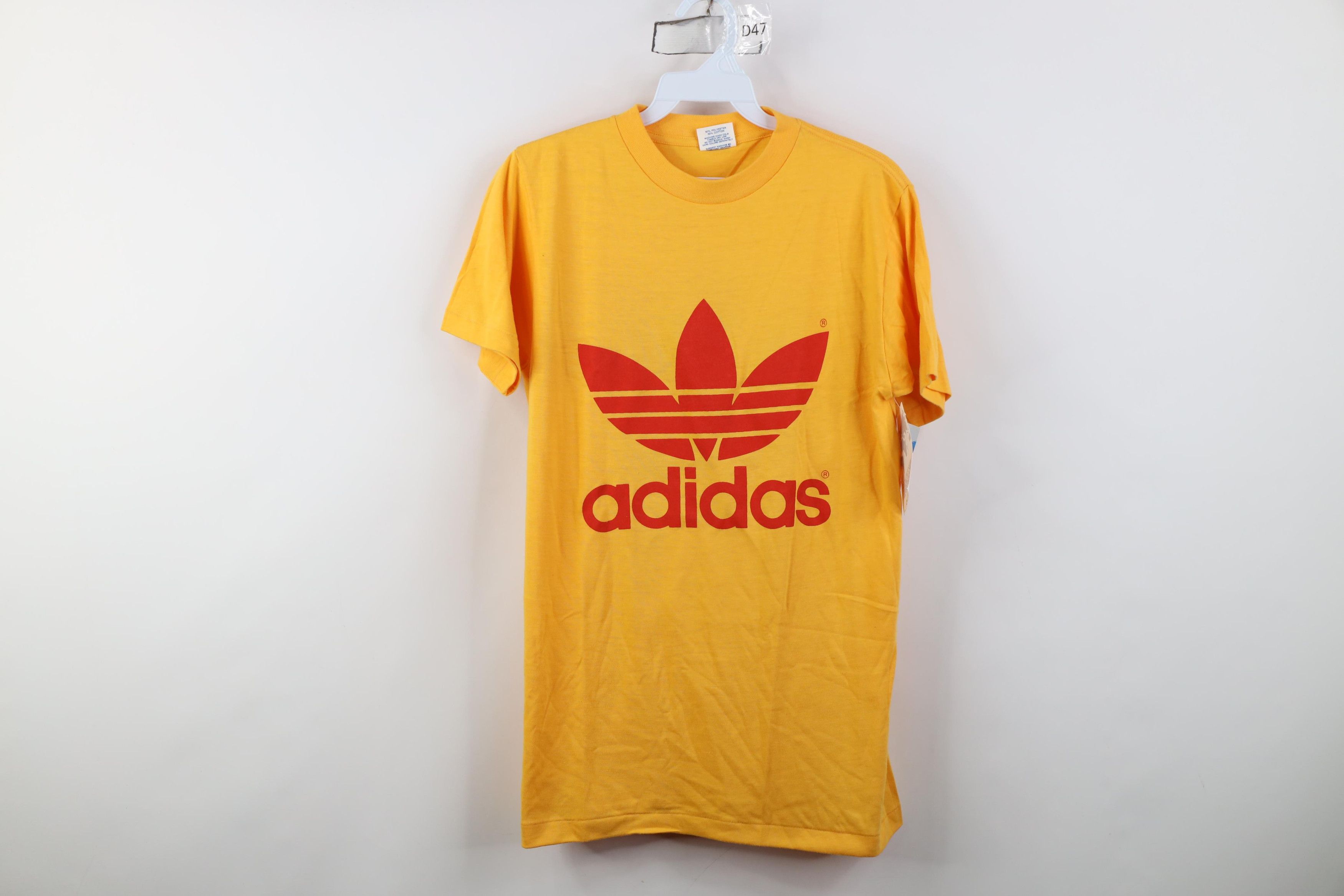 Adidas Deadstock Vintage 80s Adidas Trefoil Big Logo T-Shirt USA Size US S / EU 44-46 / 1 - 1 Thumbnail