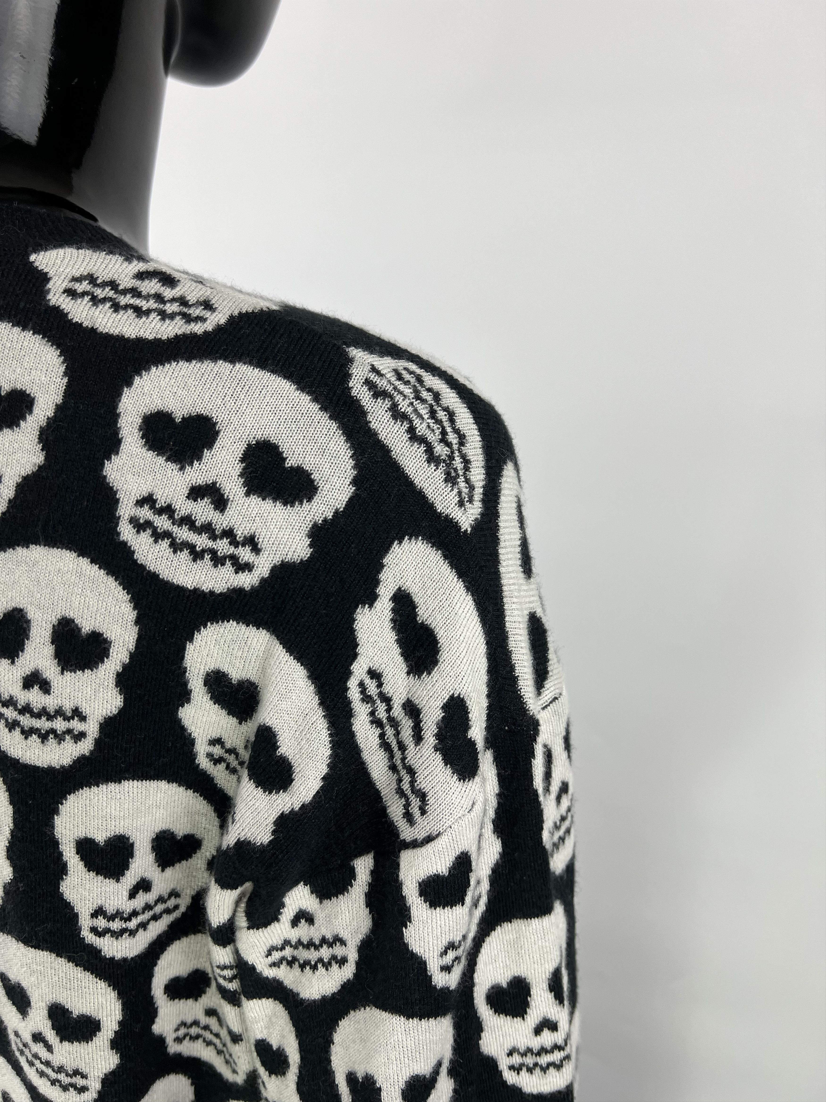 Love Moschino Love Moschino sweater women's 3/4 sleeve wool full print Size S / US 4 / IT 40 - 9 Thumbnail