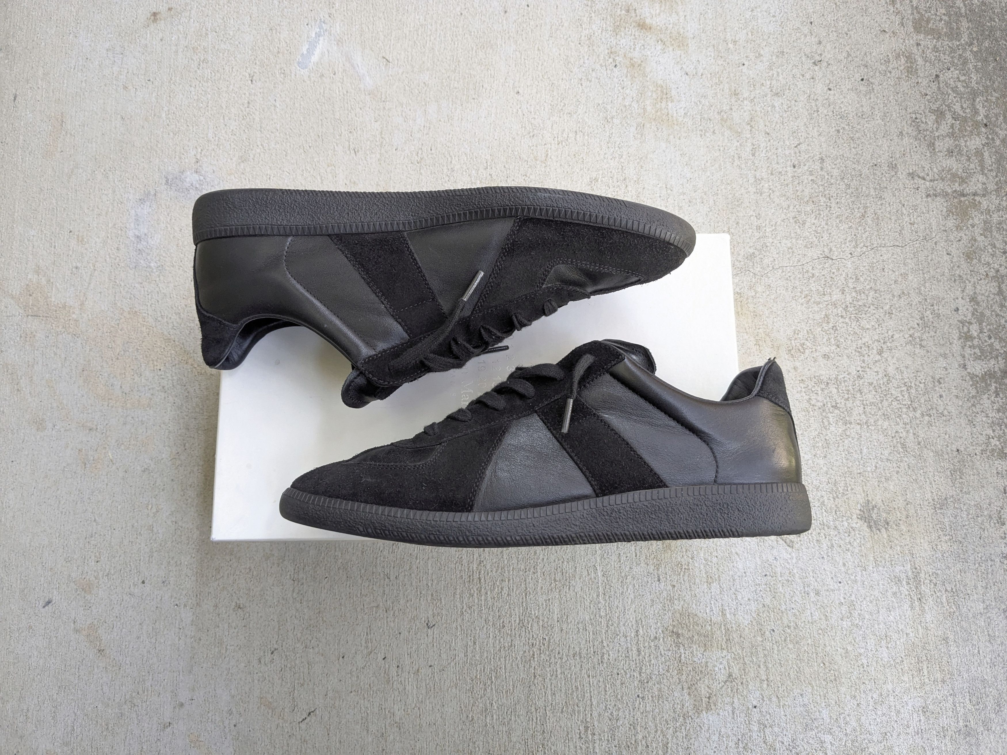 Maison Margiela GAT Replica Black 12 45 Low Tops Suede