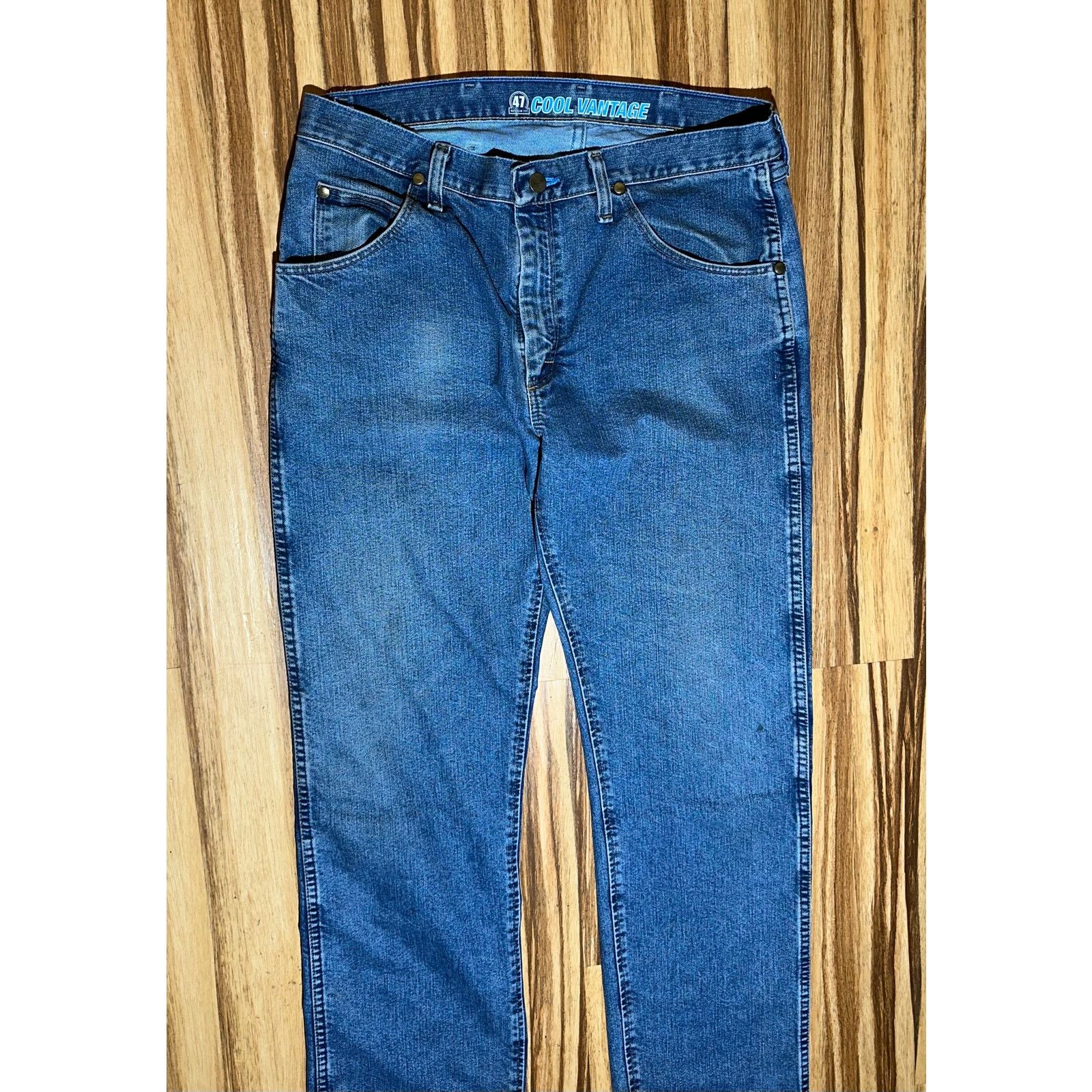 Wrangler Wrangler Blue Jeans Straight Fit Size 34 x 32 Size US 34 / EU 50 - 3 Thumbnail