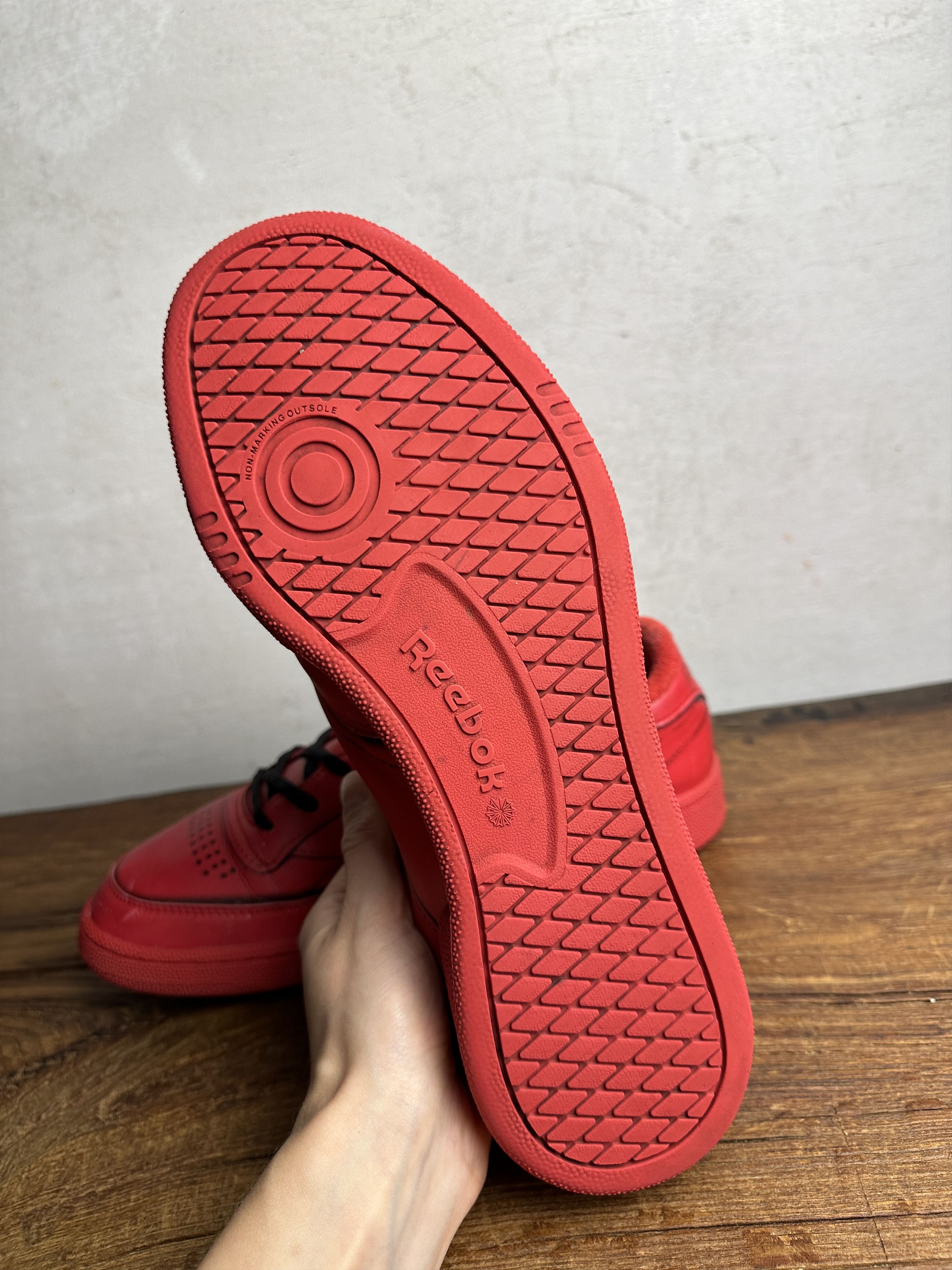 Maison Margiela × Reebok Reebok Maison Margiela x Club C Vector Red Size US 10 / EU 43 - 8 Thumbnail
