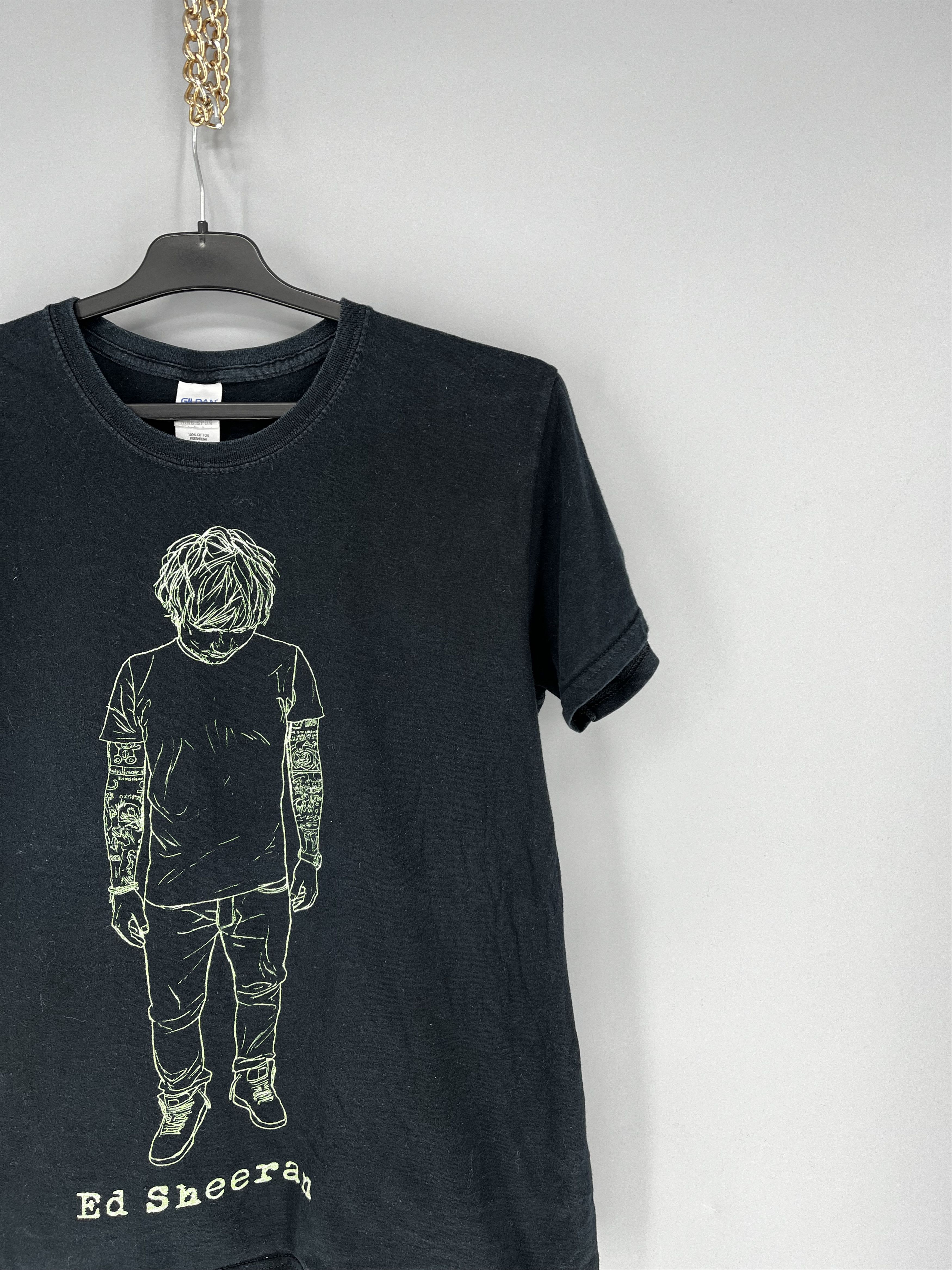 Band Tees Ed Sheeran Tour X T-Shirt Double Sided Size M Black Size US M / EU 48-50 / 2 - 5 Thumbnail