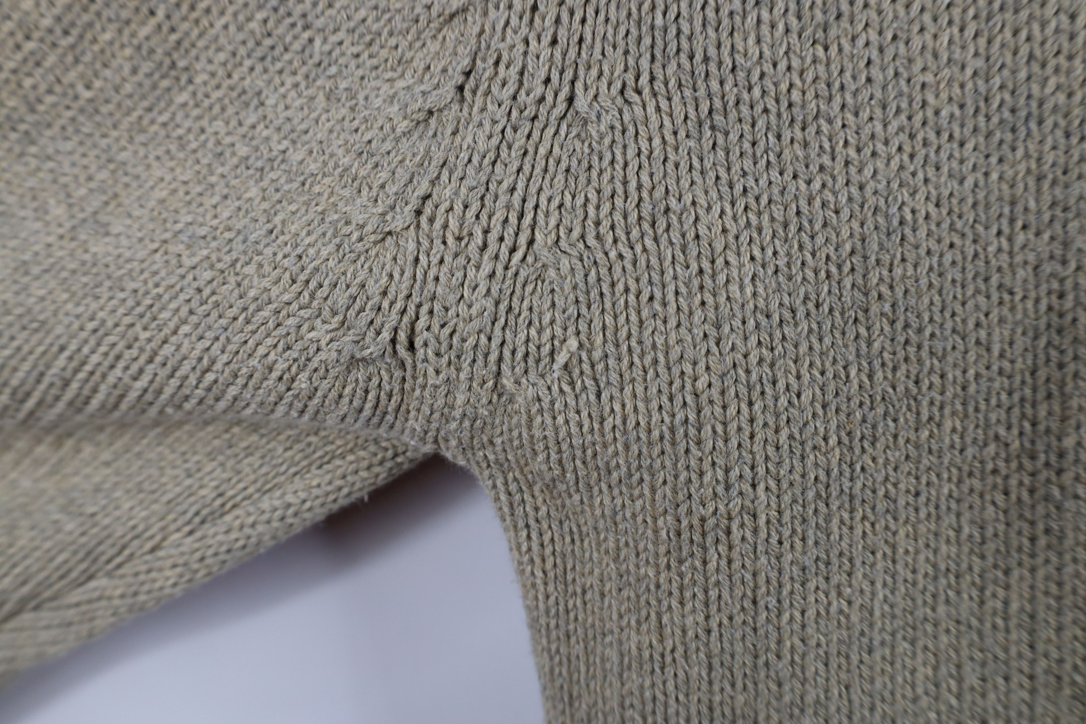 Vintage Vintage 90s Streetwear Cotton Knit V-Neck Sweater Beige Size US L / EU 52-54 / 3 - 4 Thumbnail
