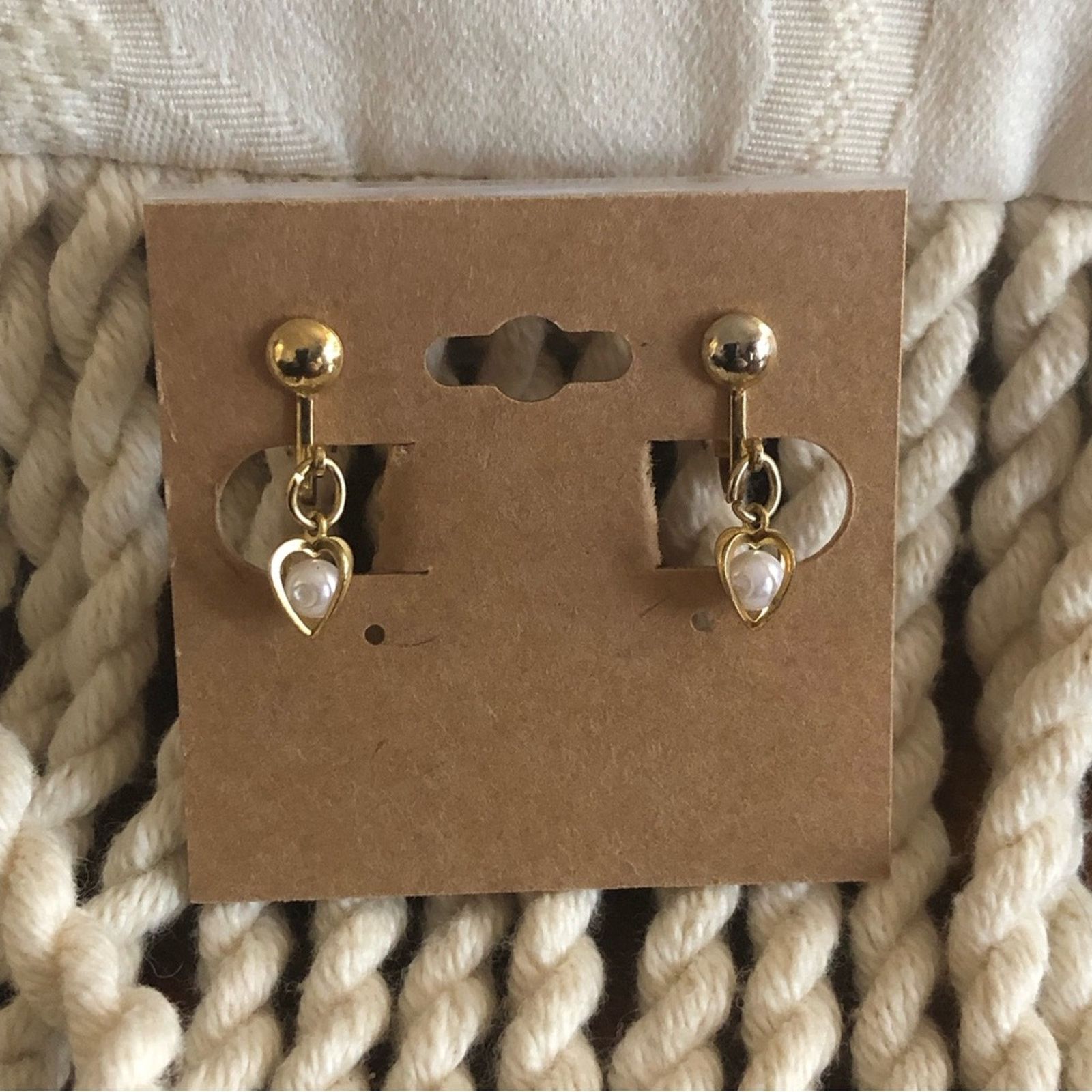 Vintage Vintage open heart caged pearl dangle clip on earrings Size ONE SIZE - 1 Thumbnail