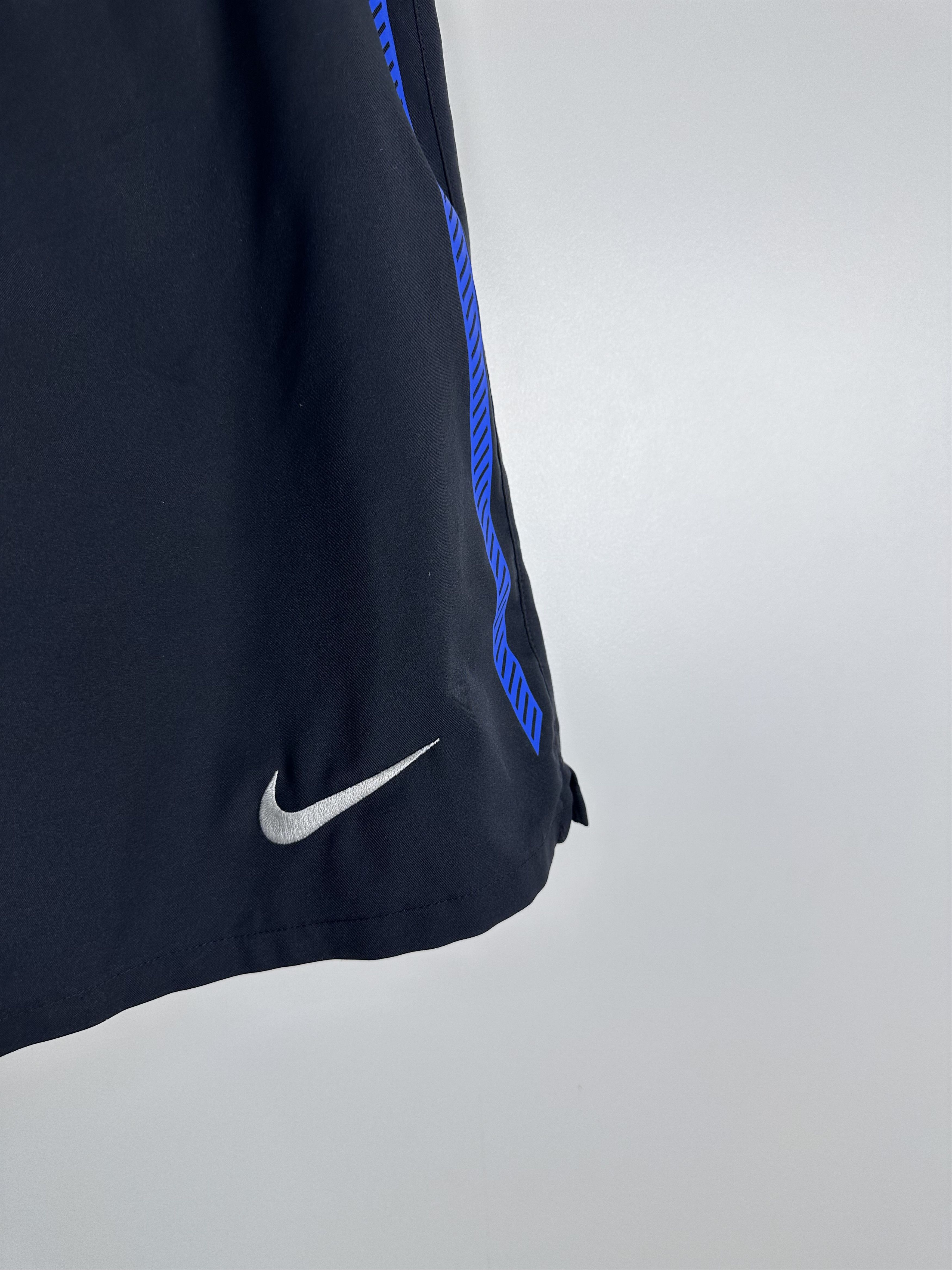 Nike × Vintage Inter Milan Internazionale Football Soccer Shorts Nike XL Size US 36 / EU 52 - 2 Thumbnail