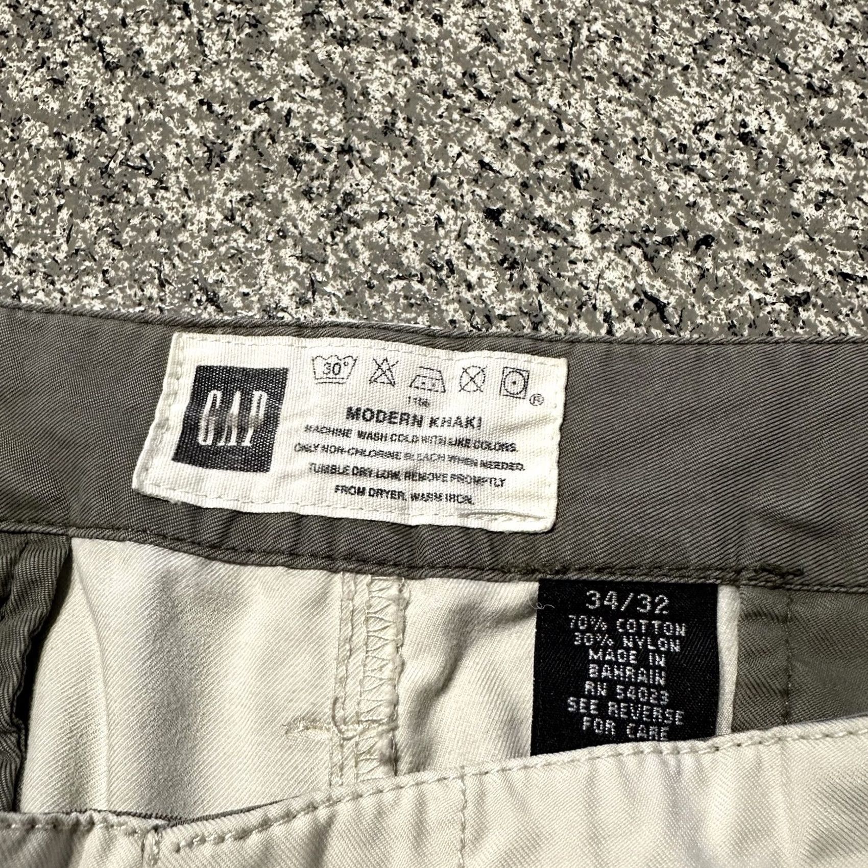 Gap VINTAGE Gap Pants Mens 34x32 Khaki Chino Khakis Straight Leg 34 Ivory 70% Cotton 30% Nylon Size US 34 / EU 50 - 5 Thumbnail