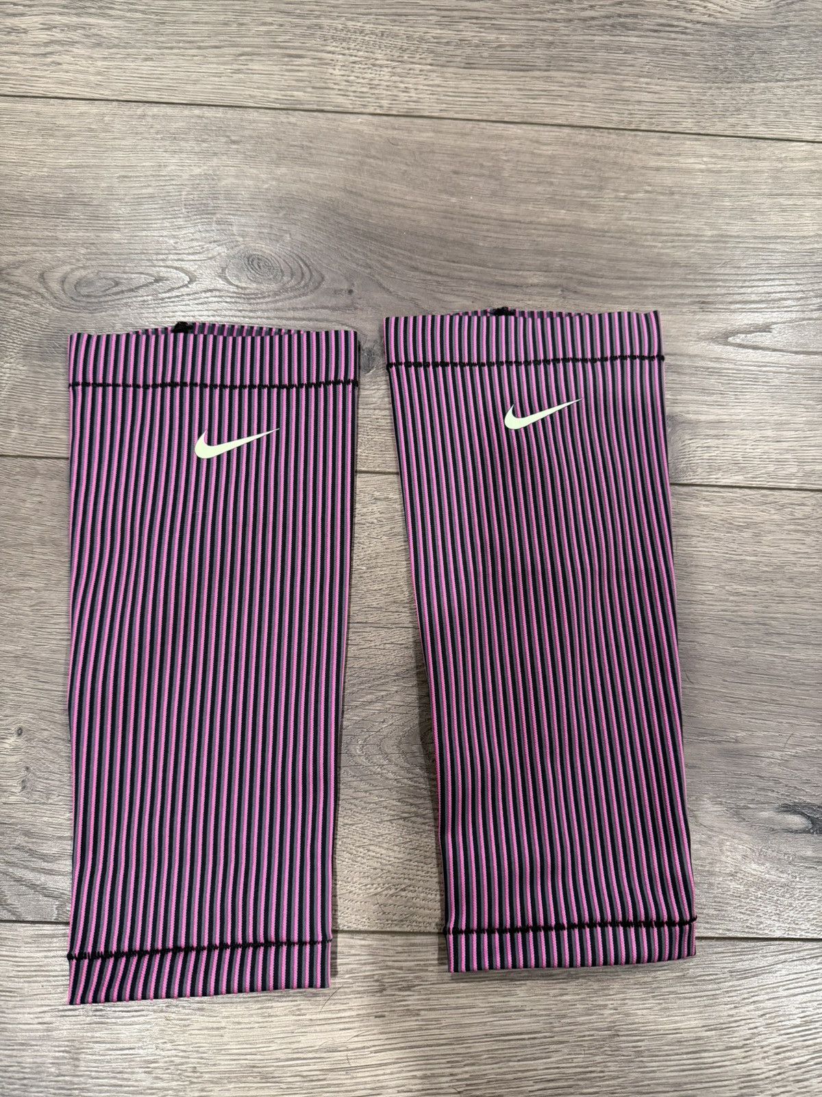 Nike Nike 2024 Pro Elite Team Calf Sleeves Size XS FD5894-617 Size ONE SIZE - 1 Thumbnail