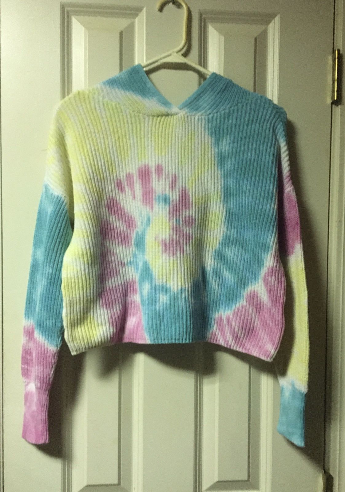 Other Women’s Sweater Hoodie Made With Love Size Medium Tie Dye Size M / US 6-8 / IT 42-44 - 1 Thumbnail
