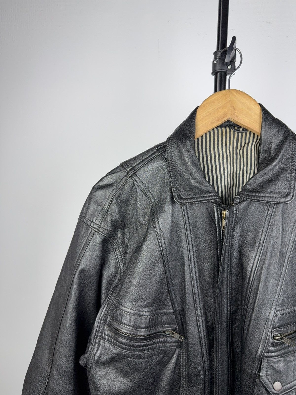 Vintage Vintage 90s Avant Garde Leather Biker MOTO Y2K Jacket Size US S / EU 44-46 / 1 - 2 Thumbnail