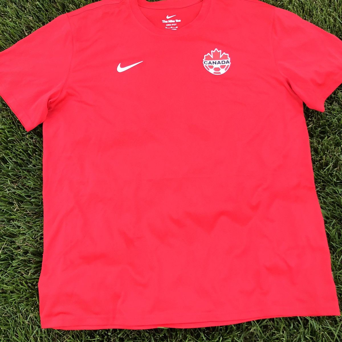 Nike Canada Alphonso Davies #19 Nike shirt Size US XL / EU 56 / 4 - 3 Thumbnail