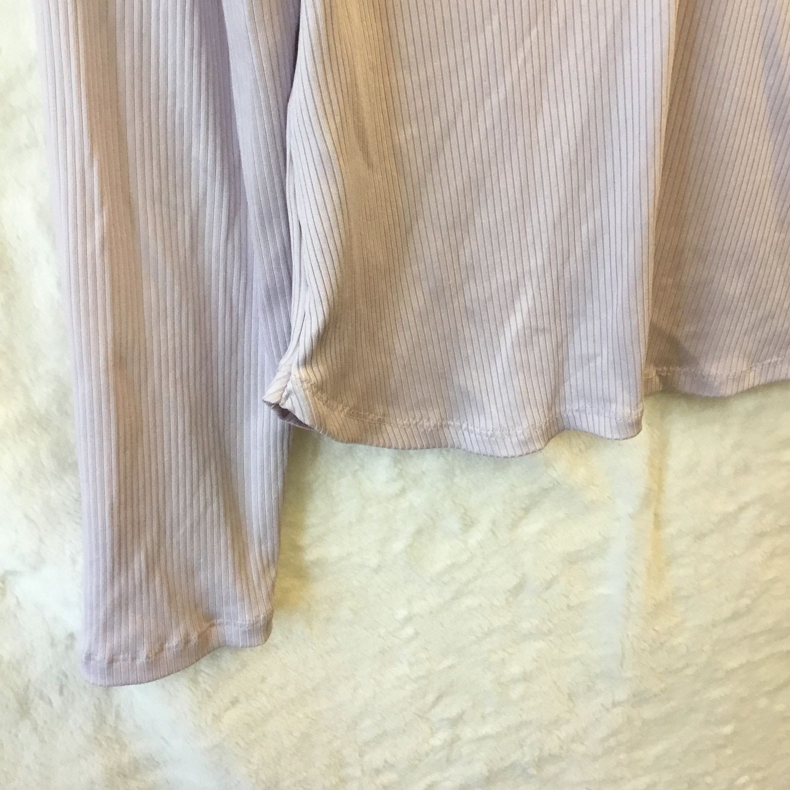 Anthropologie Anthropologie Lilac Twist Cut-Out Top Size M / US 6-8 / IT 42-44 - 10 Thumbnail